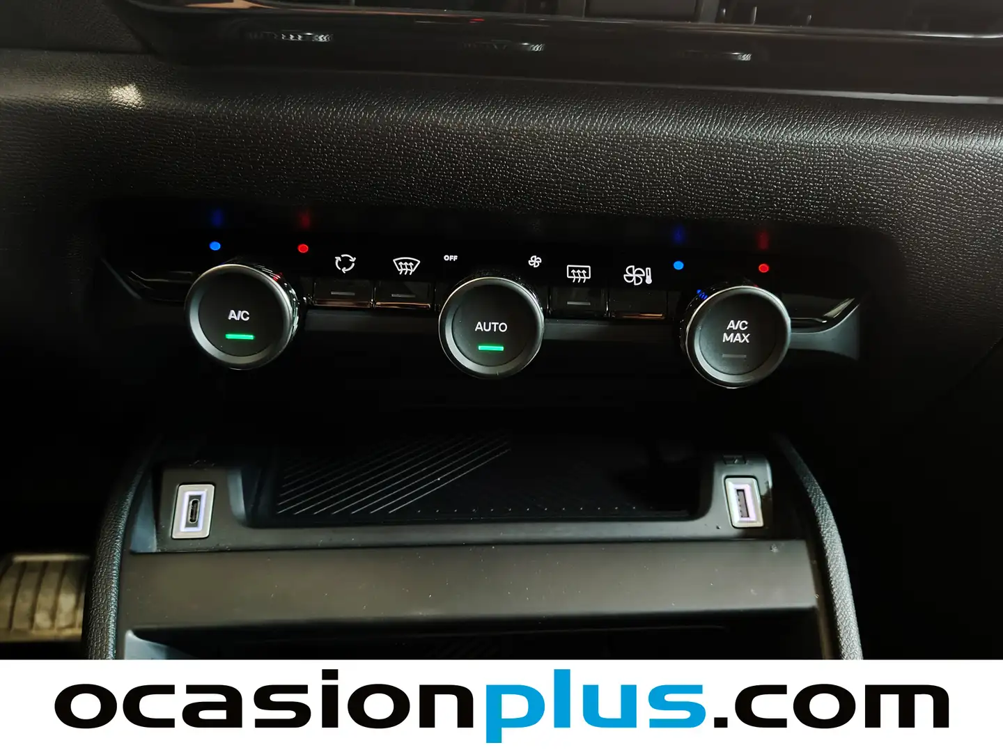 Foto Citroën C4 Citroen C4 Hybrid 136 Plus e-DCS6 (136 CV)