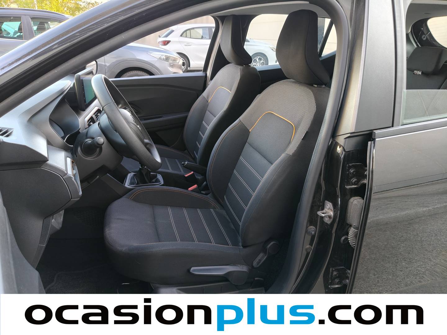Foto asientos delanteros Dacia Sandero Dacia Sandero Stepway Essential TCe (90 CV)