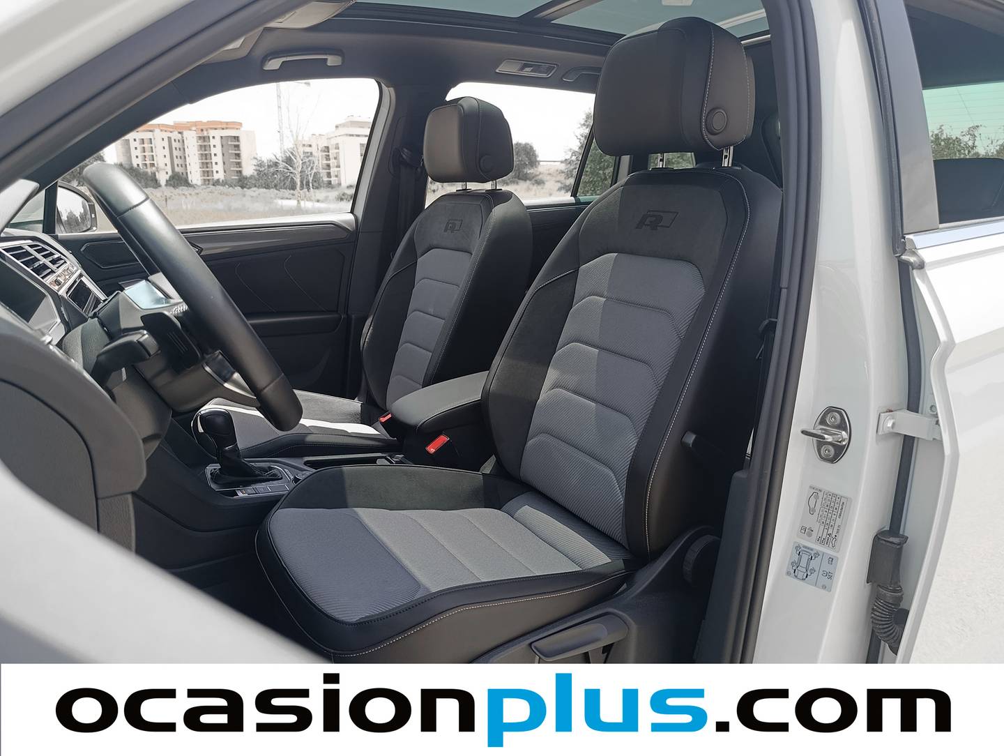 Foto asientos delanteros Volkswagen Tiguan Volkswagen Tiguan Sport 1.4 TSI 4Motion (150 CV) DSG Pack R Line
