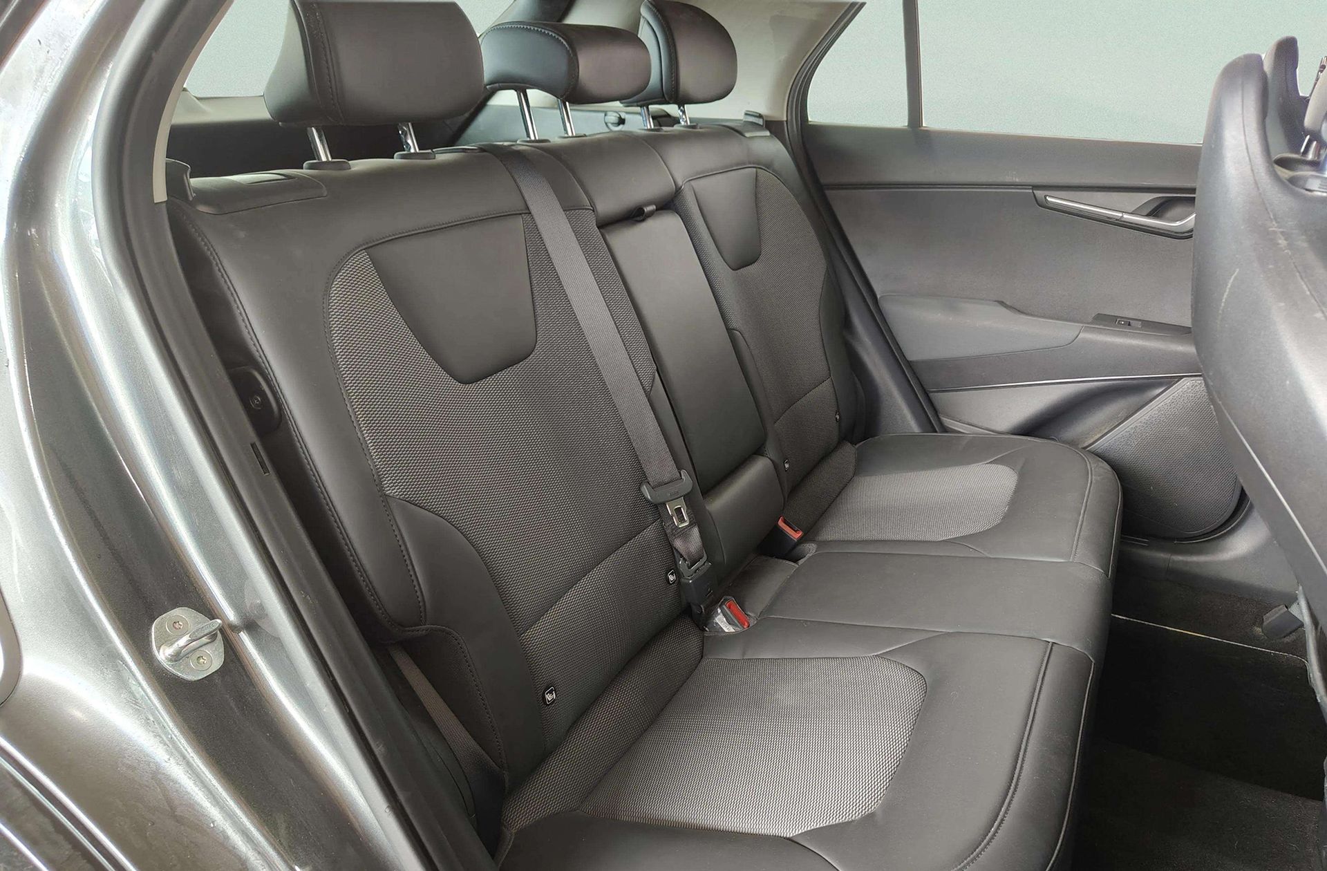 Kia Niro 1.6 GDi HEV Híbrido Drive - foto 18