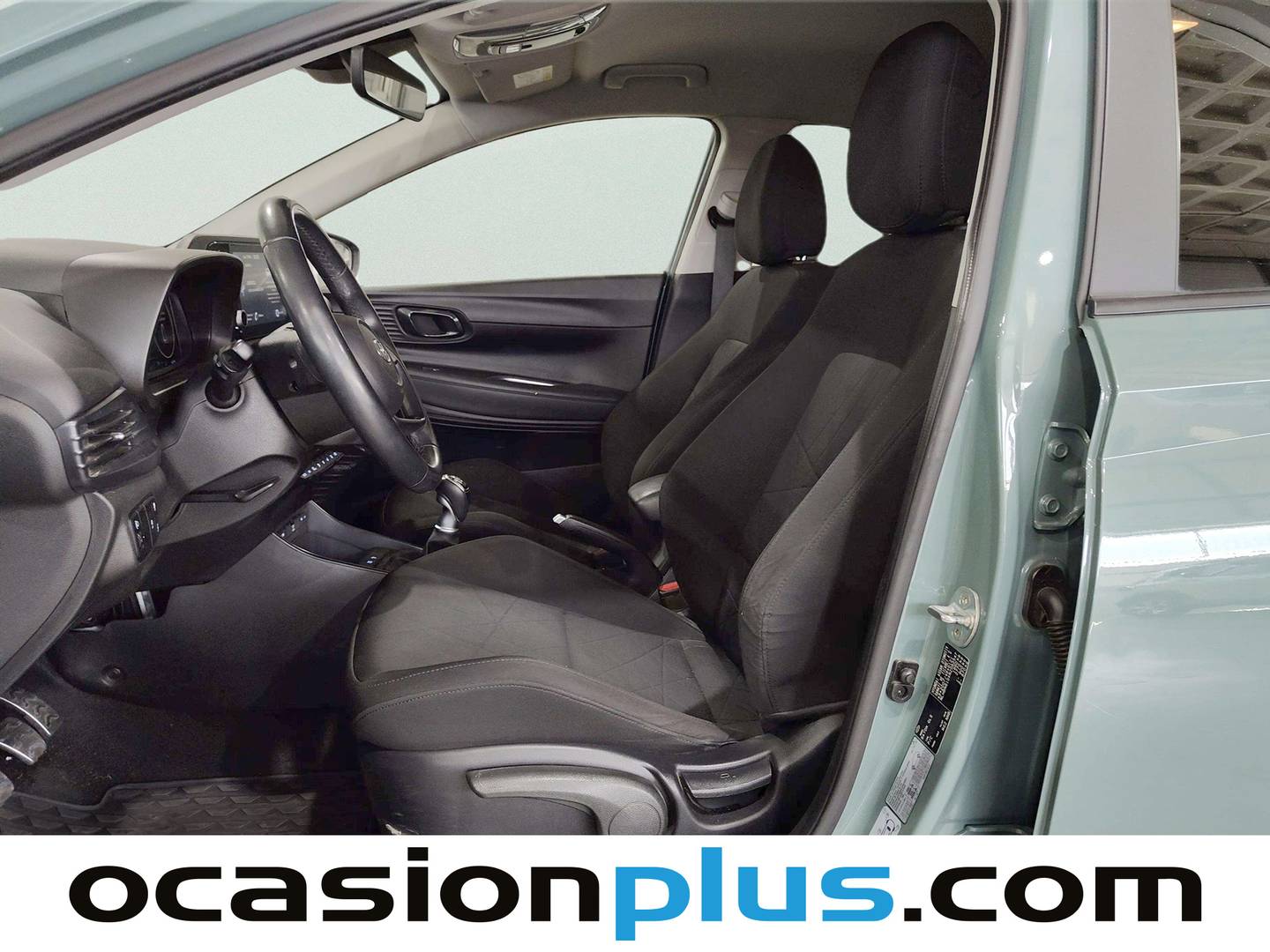 Foto asientos delanteros Hyundai Bayon Hyundai Bayon 1.0 TGDI 48V Tecno (100 CV)