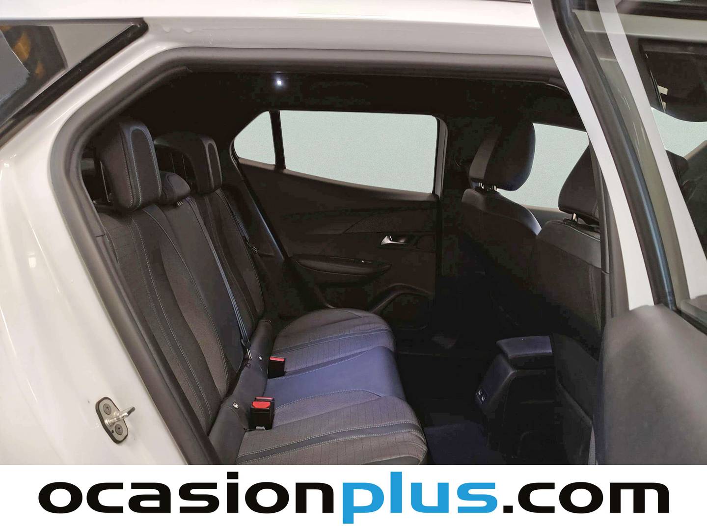 Foto Peugeot 2008 Peugeot 2008 PureTech 100 S&S Allure (100 CV)