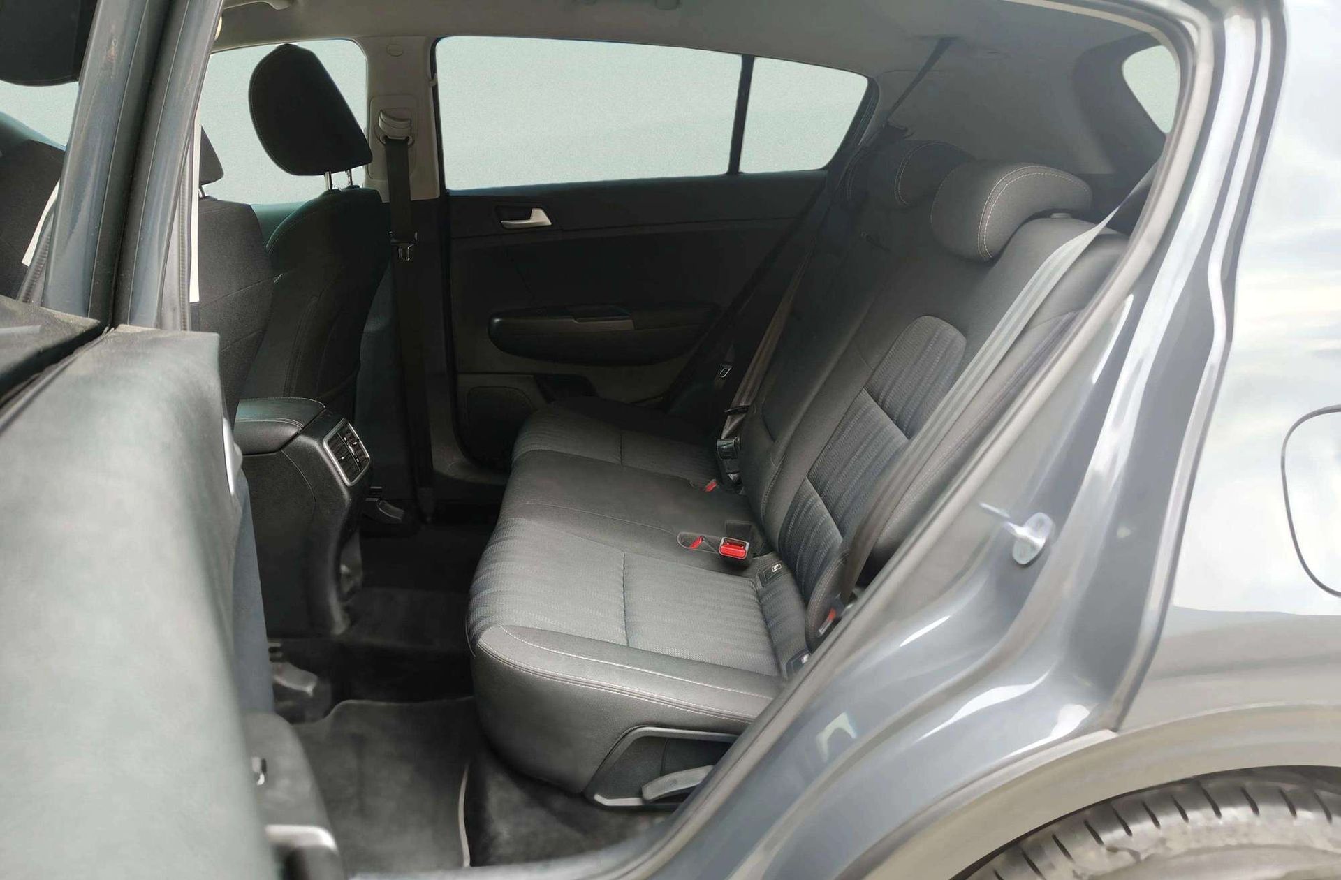 Kia Sportage 1.6 MHEV Concept 4x2 - foto 11