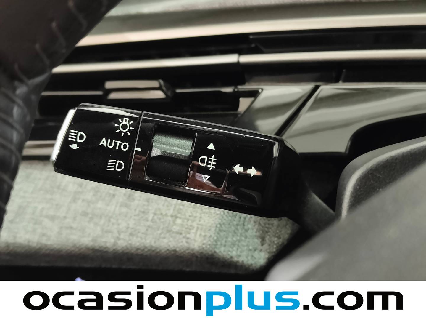 Peugeot 3008 Hybrid Peugeot 3008 Hybrid 145 Allure eDCS6 (145 CV) seminuevo