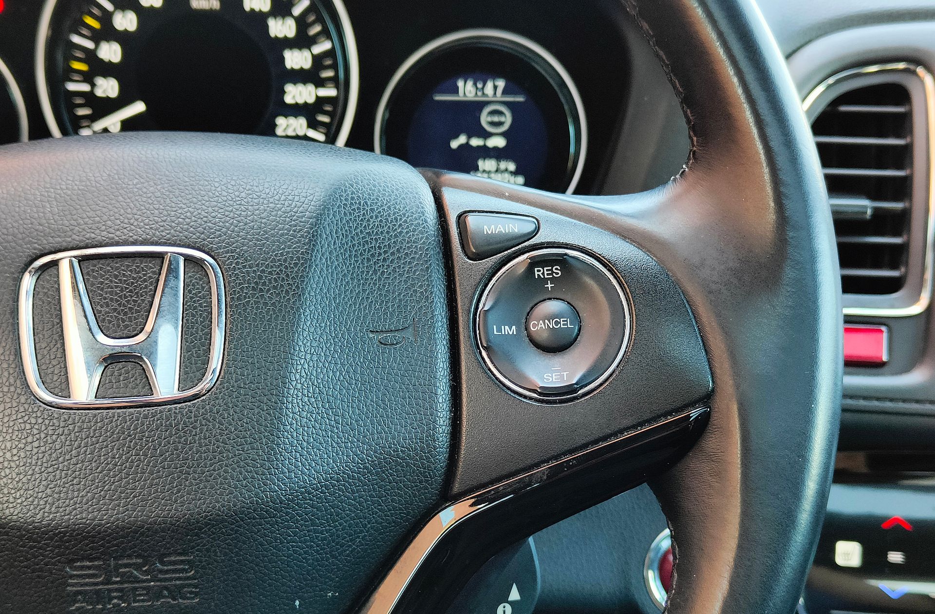 Honda HR-V 1.6 i-DTEC Executive - foto 29