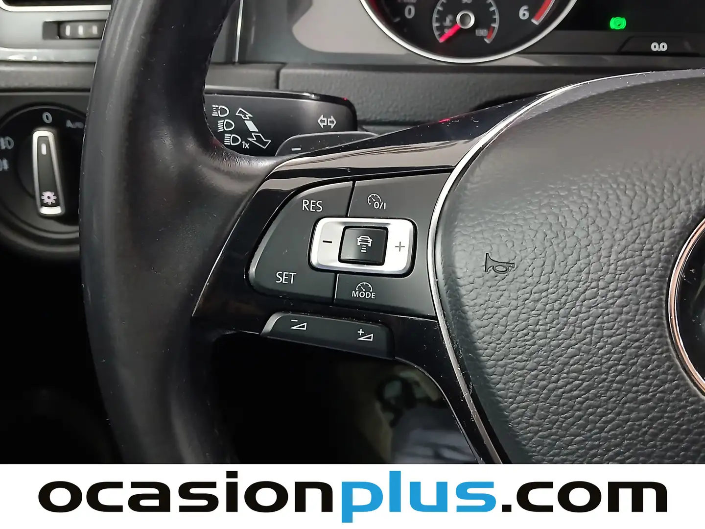 Foto Volkswagen Golf Volkswagen Golf Advance 2.0 TDI (150 CV) DSG