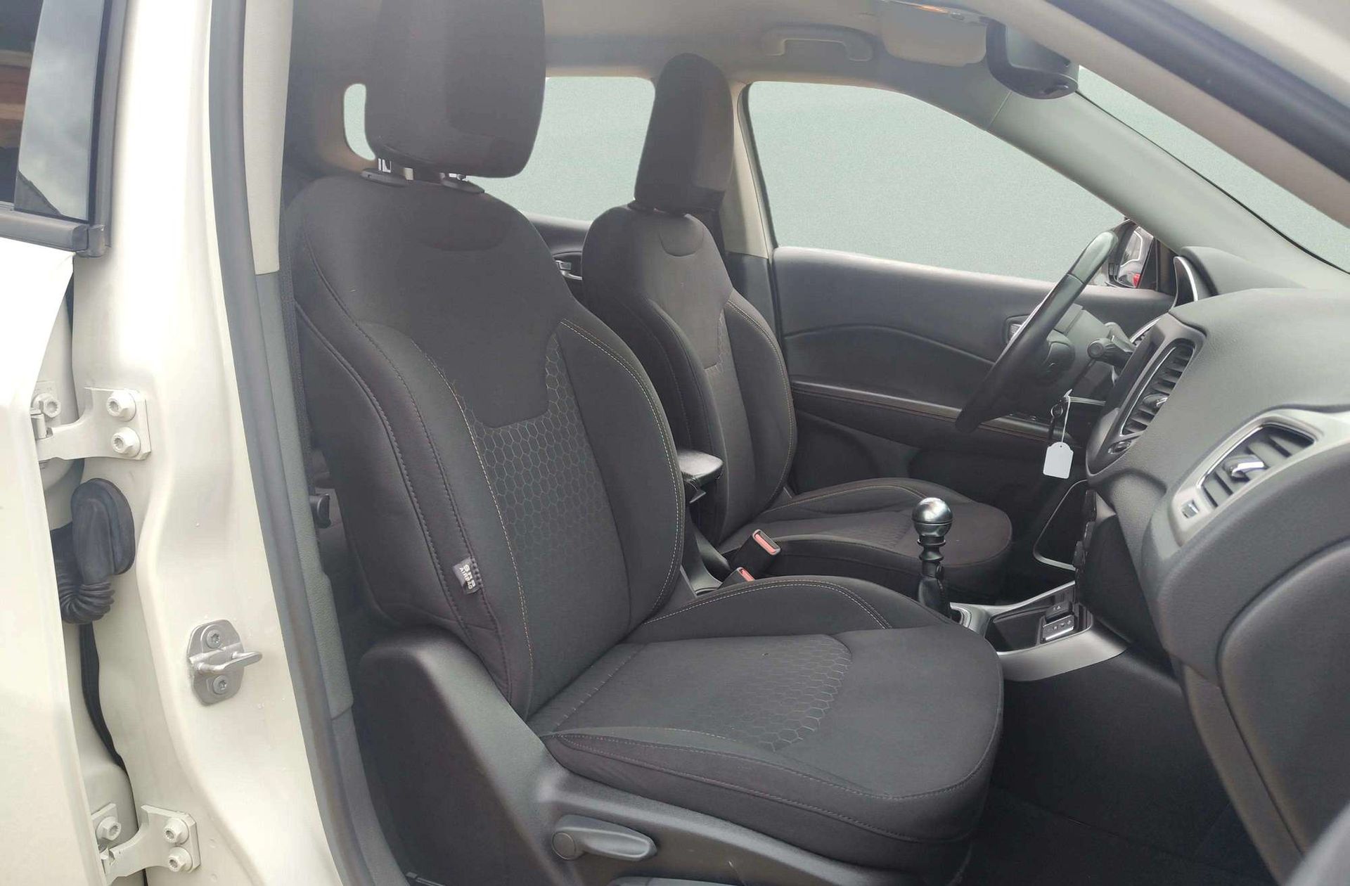 Jeep Compass 1.3 Gse T4 Longitude FWD - foto 14