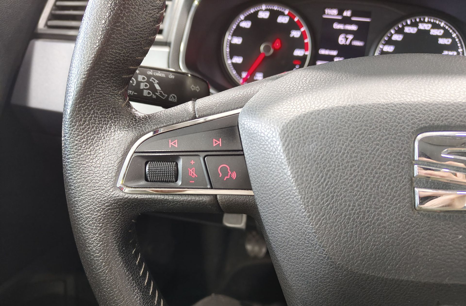 SEAT Arona 1.0 TSI Style - foto 21
