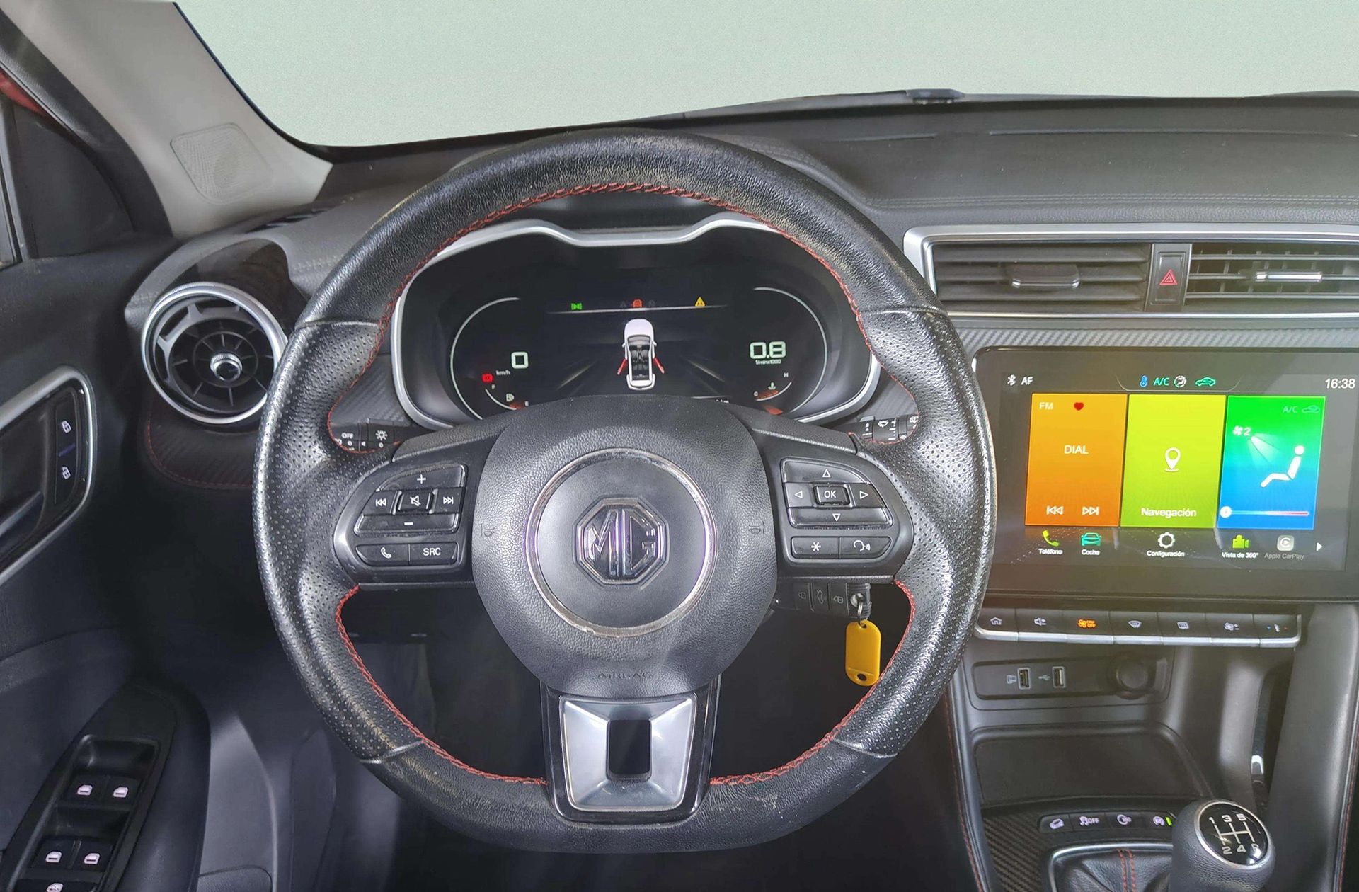 MG ZS 1.5 Luxury - foto 31