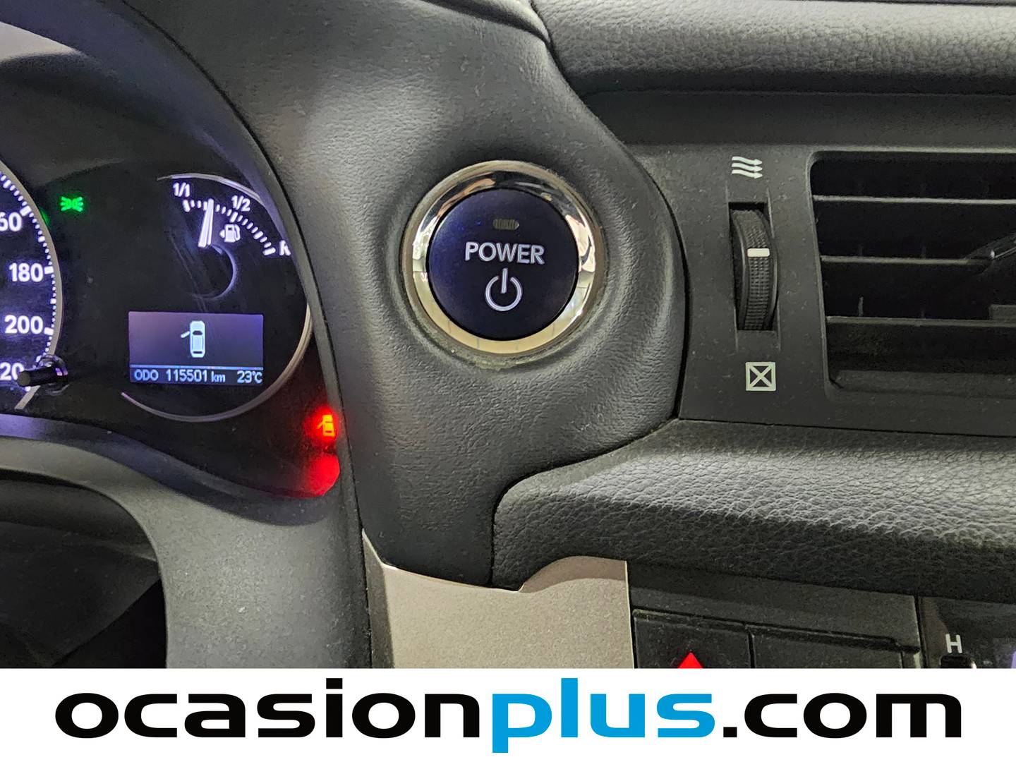Extras del Lexus CT Lexus CT 200h Business (136 CV)