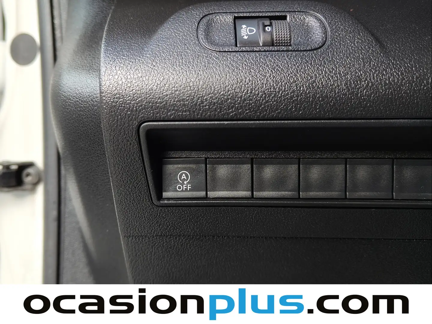 Foto Peugeot Partner Peugeot Partner BlueHDi 100 S&S Pro Standard 600kg (98 CV)