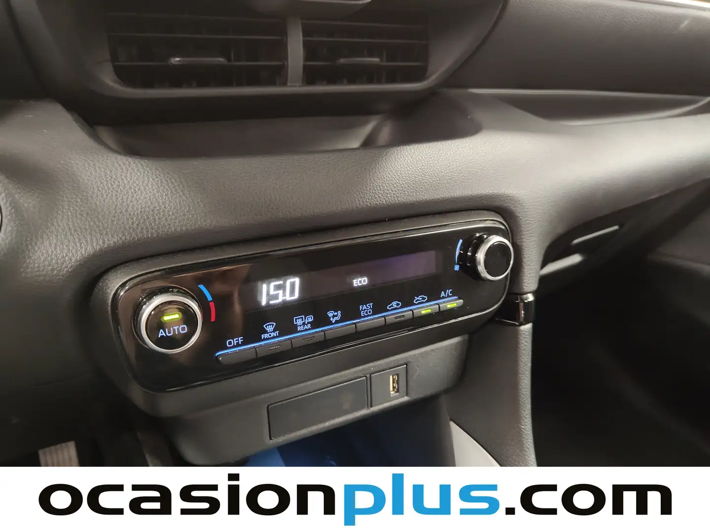 Foto Toyota Yaris Toyota Yaris 120H Business Plus (116 CV)