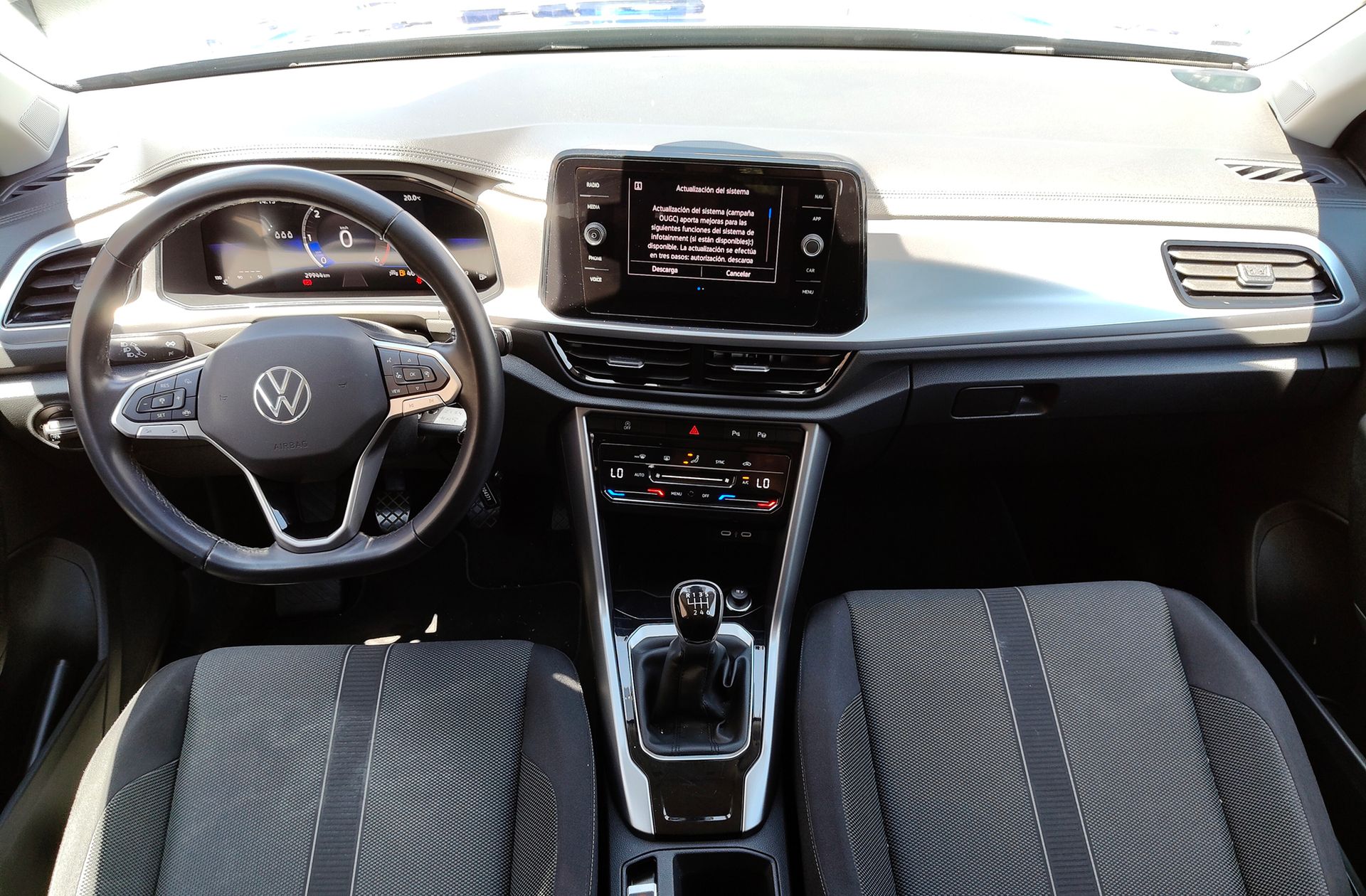Volkswagen T-Roc Life 2.0 TDI - foto 6