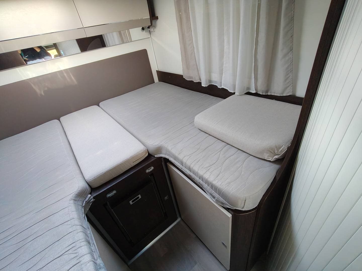 Foto Ford Tessoro Ford Tessoro 463 UP (170 CV)