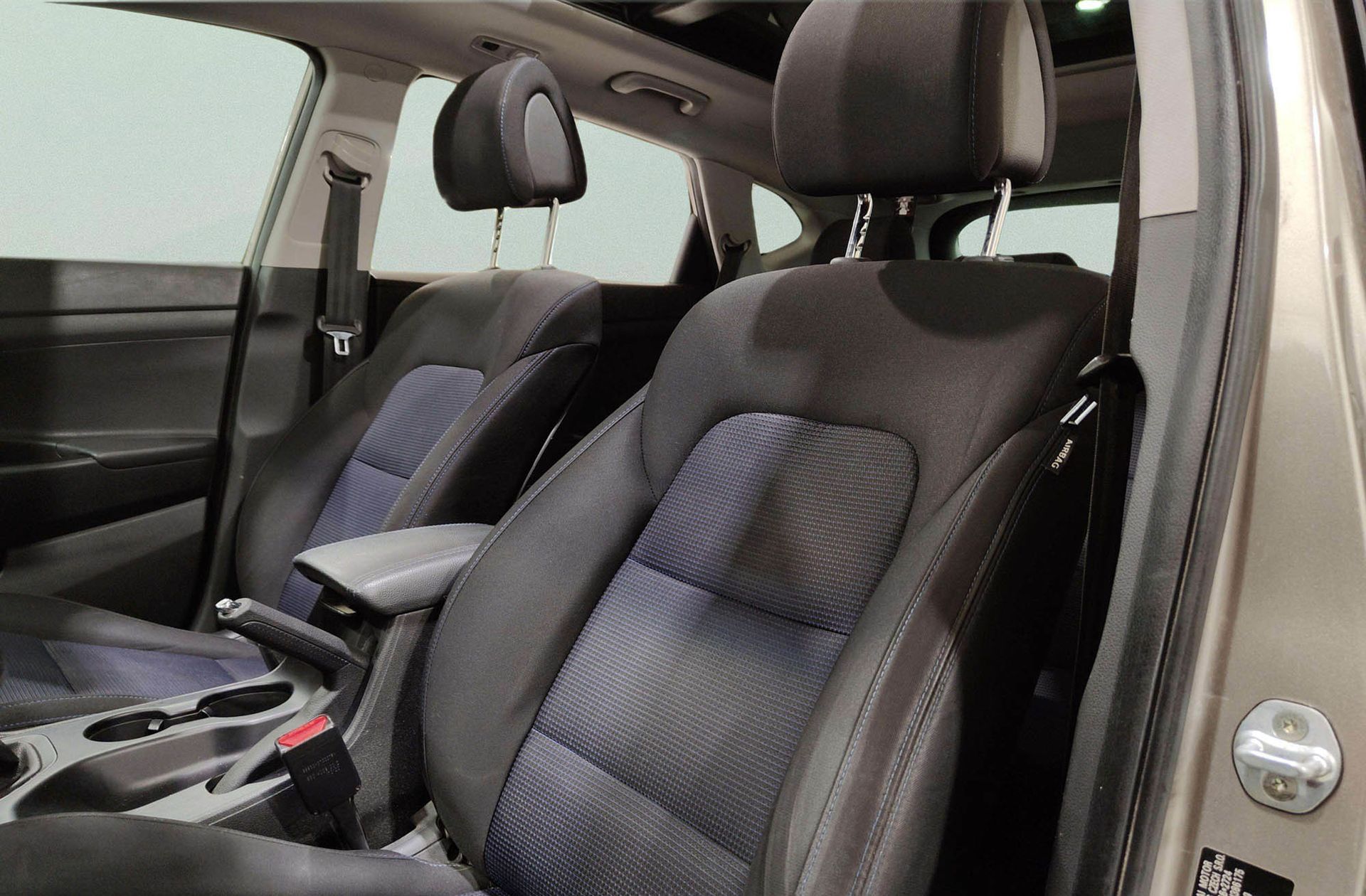 Hyundai Tucson 1.7 CRDi BlueDrive Tecno Sky 4x2 - foto 8