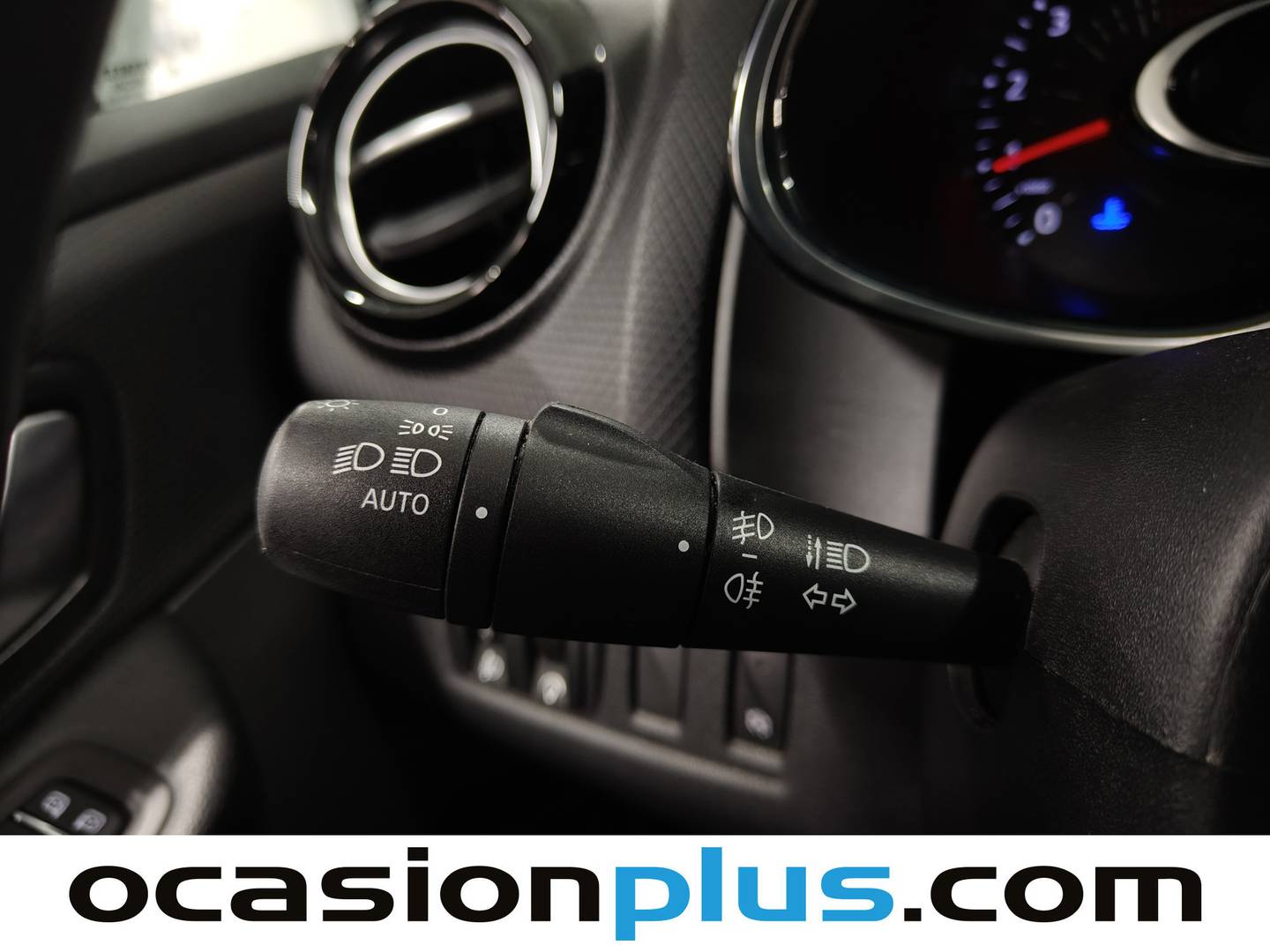 Foto Renault Clio Renault Clio Zen dCi (90 CV) EDC