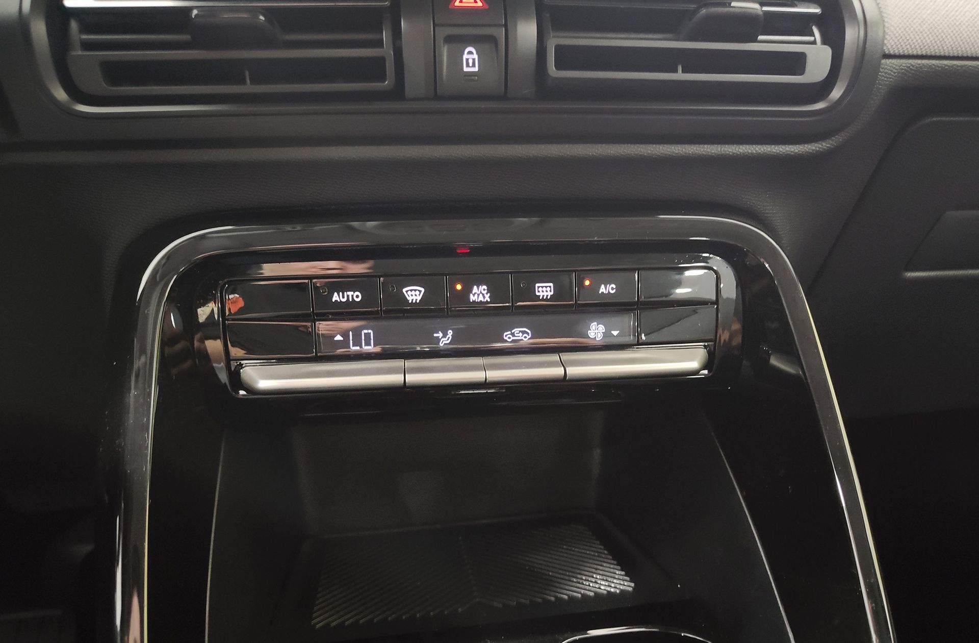 Citroën C3 Aircross Hybrid 136 Plus e-DCS6 - foto 29