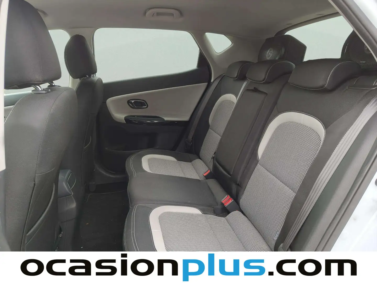 Foto KIA Ceed Kia Ceed 1.6 CRDi VGT Tech DCT (136 CV)