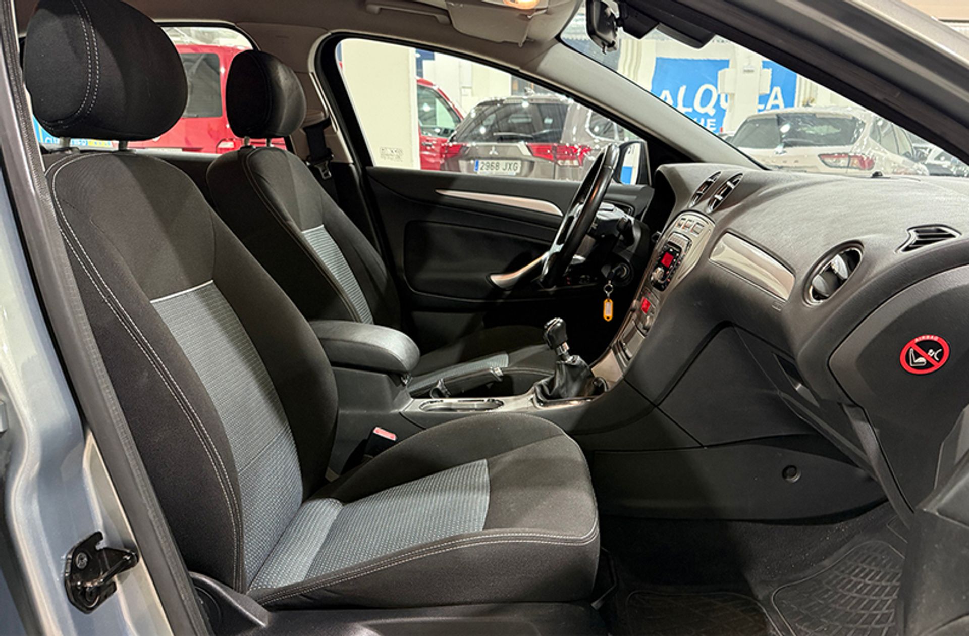 Ford Mondeo 1.8 TDCi Trend - foto 22