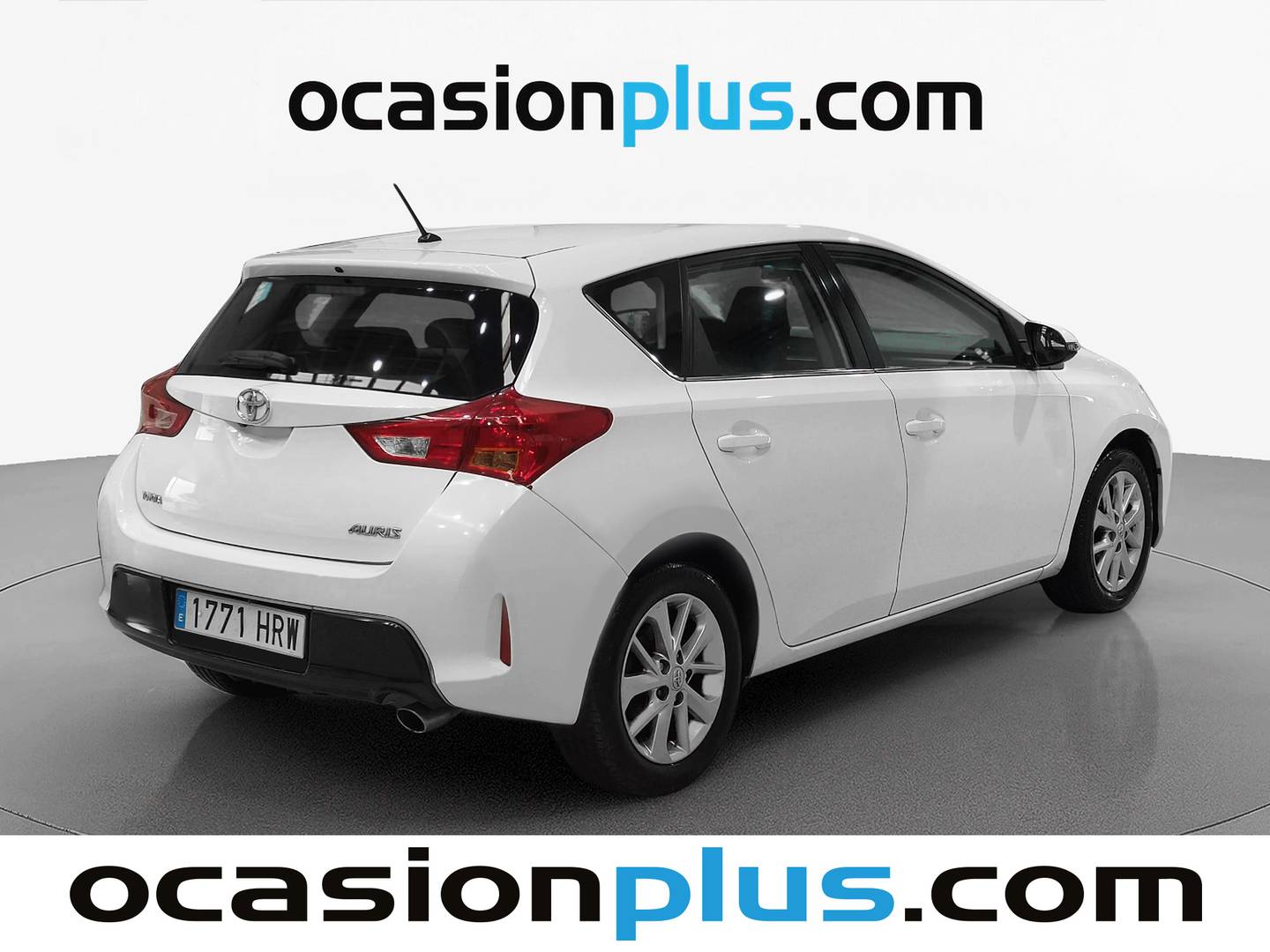Foto trasera Toyota Auris Toyota Auris 130 Active (132 CV) derecha