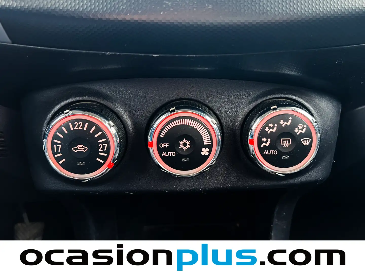 Foto Mitsubishi Outlander Mitsubishi Outlander 220 DI-D Motion 4WD (177 CV) 7 Plazas