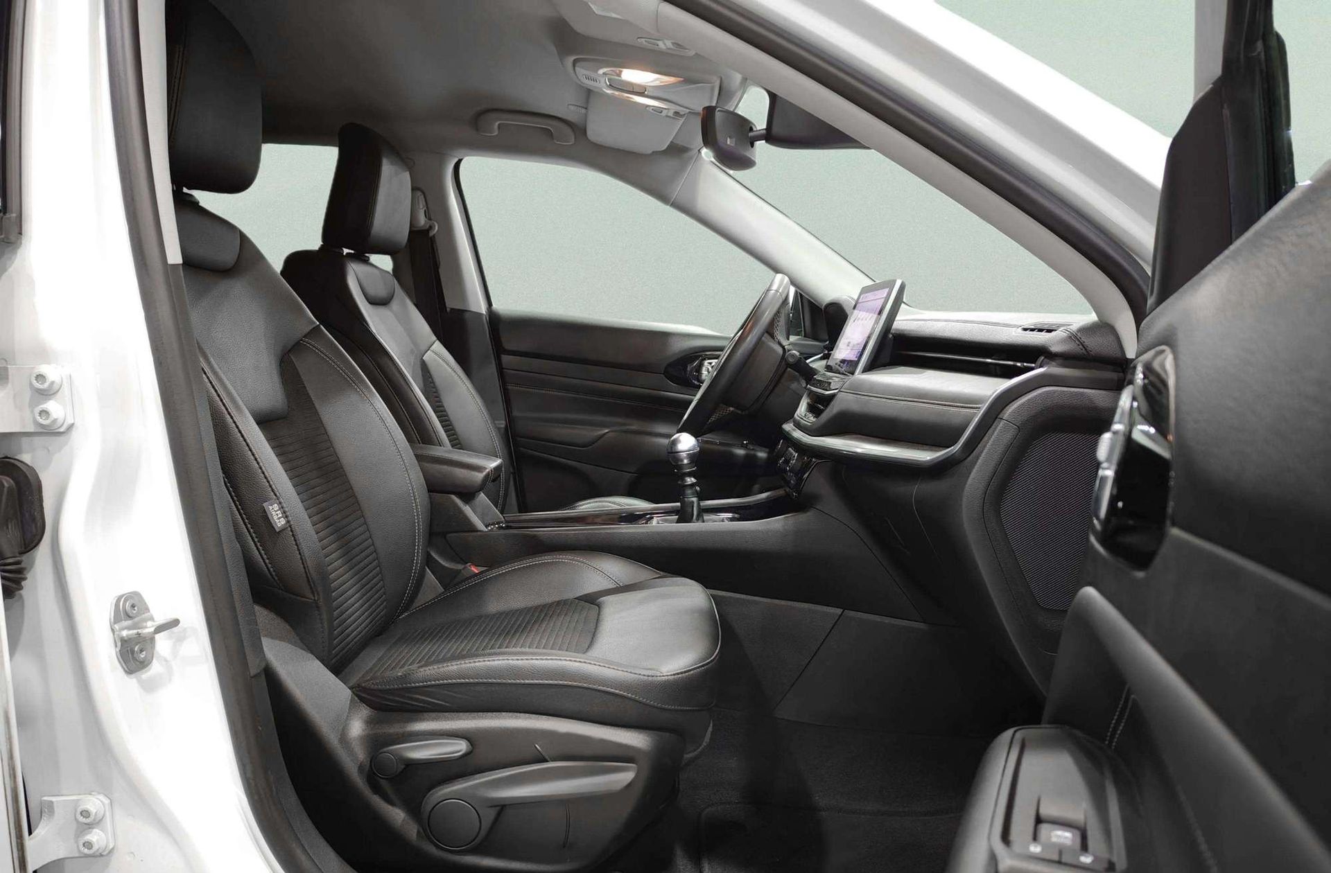 Jeep Compass 1.3 Gse Limited 4x2 FWD - foto 21