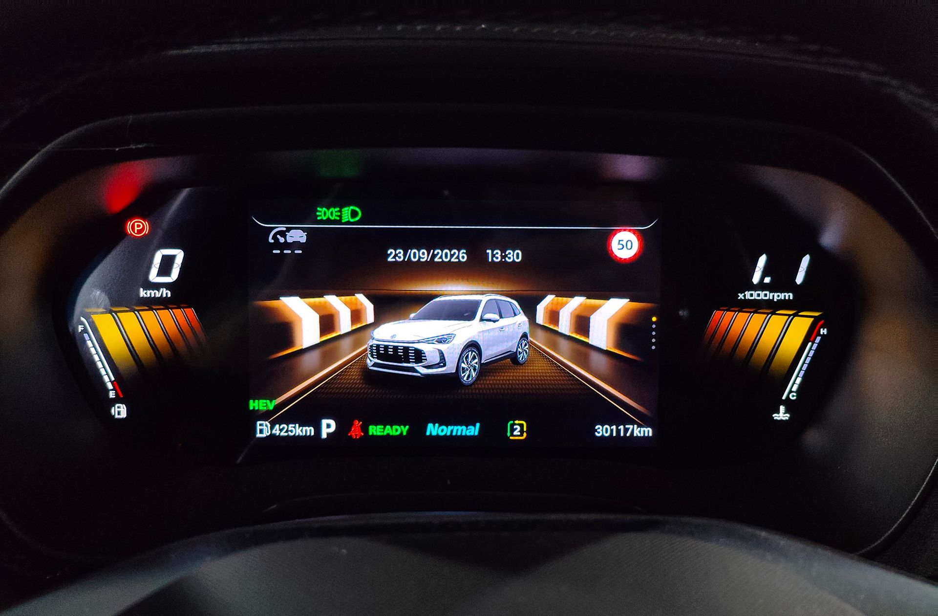MG ZS 1.5 Hybrid+ Luxury - foto 24