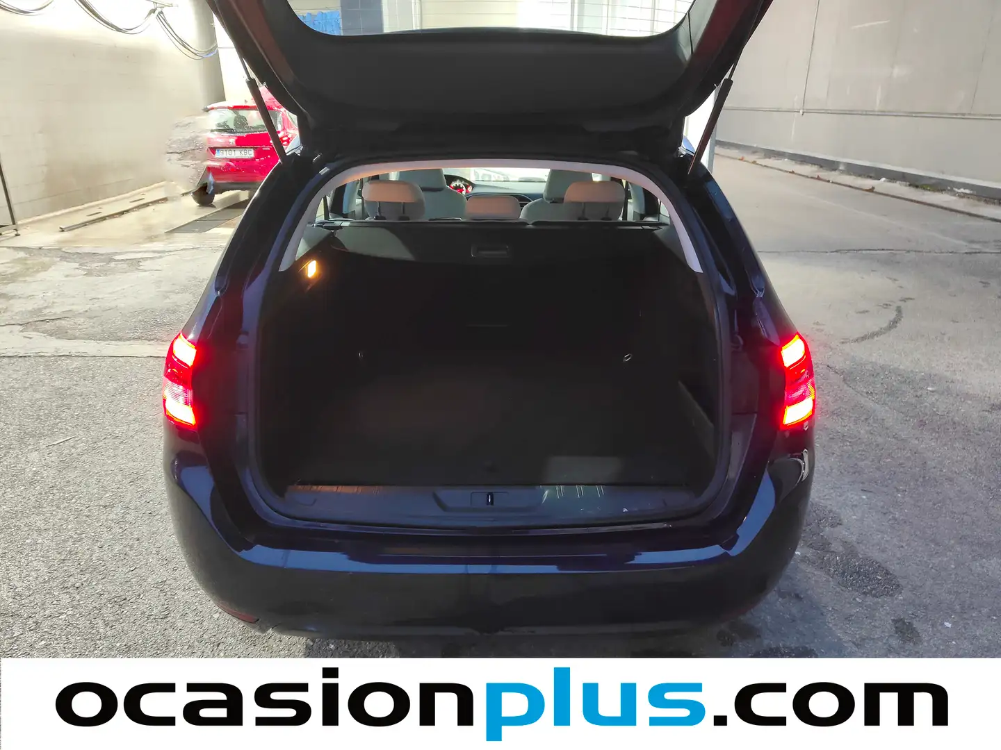 Foto Peugeot 308 Peugeot 308 SW SW 2.0 BlueHDI Allure EAT6 (150 CV)