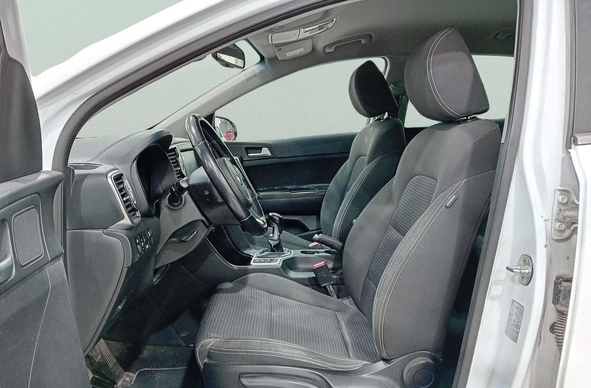Kia Sportage 1.7 CRDi VGT Eco-Dynamics x-Tech17 4x2 - foto 9
