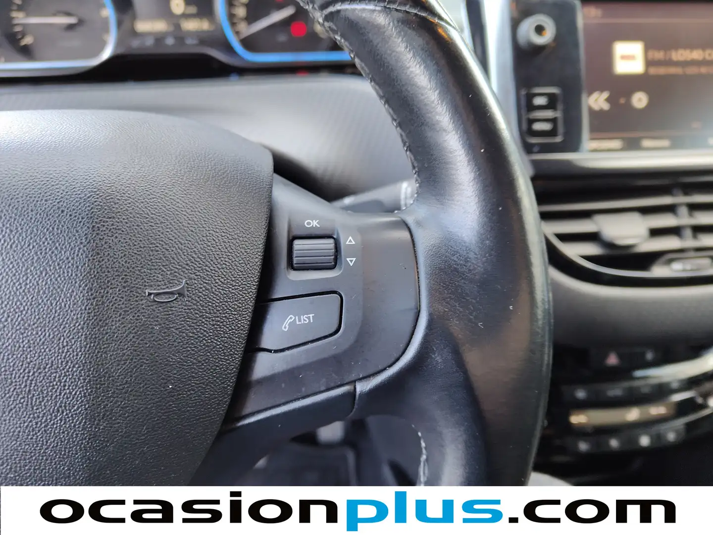 Foto Peugeot 2008 Peugeot 2008 PureTech 110 S&S Allure (110 CV)