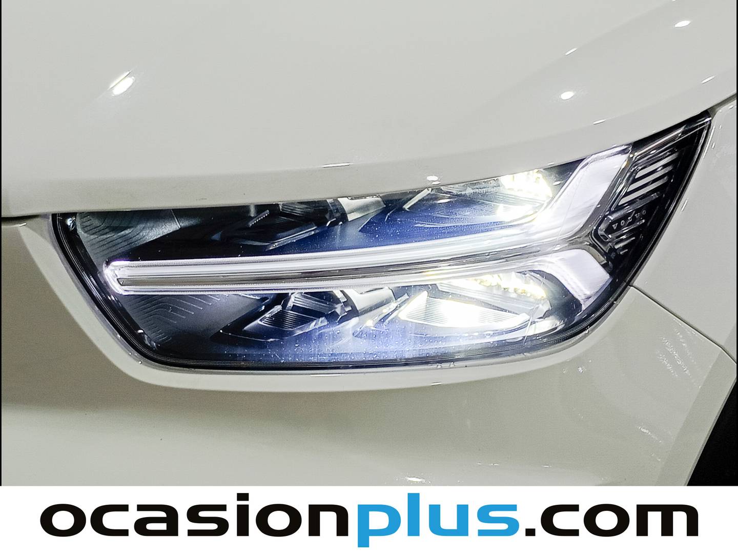 Foto Volvo XC40 Volvo XC40 T3 Momentum (156 CV)