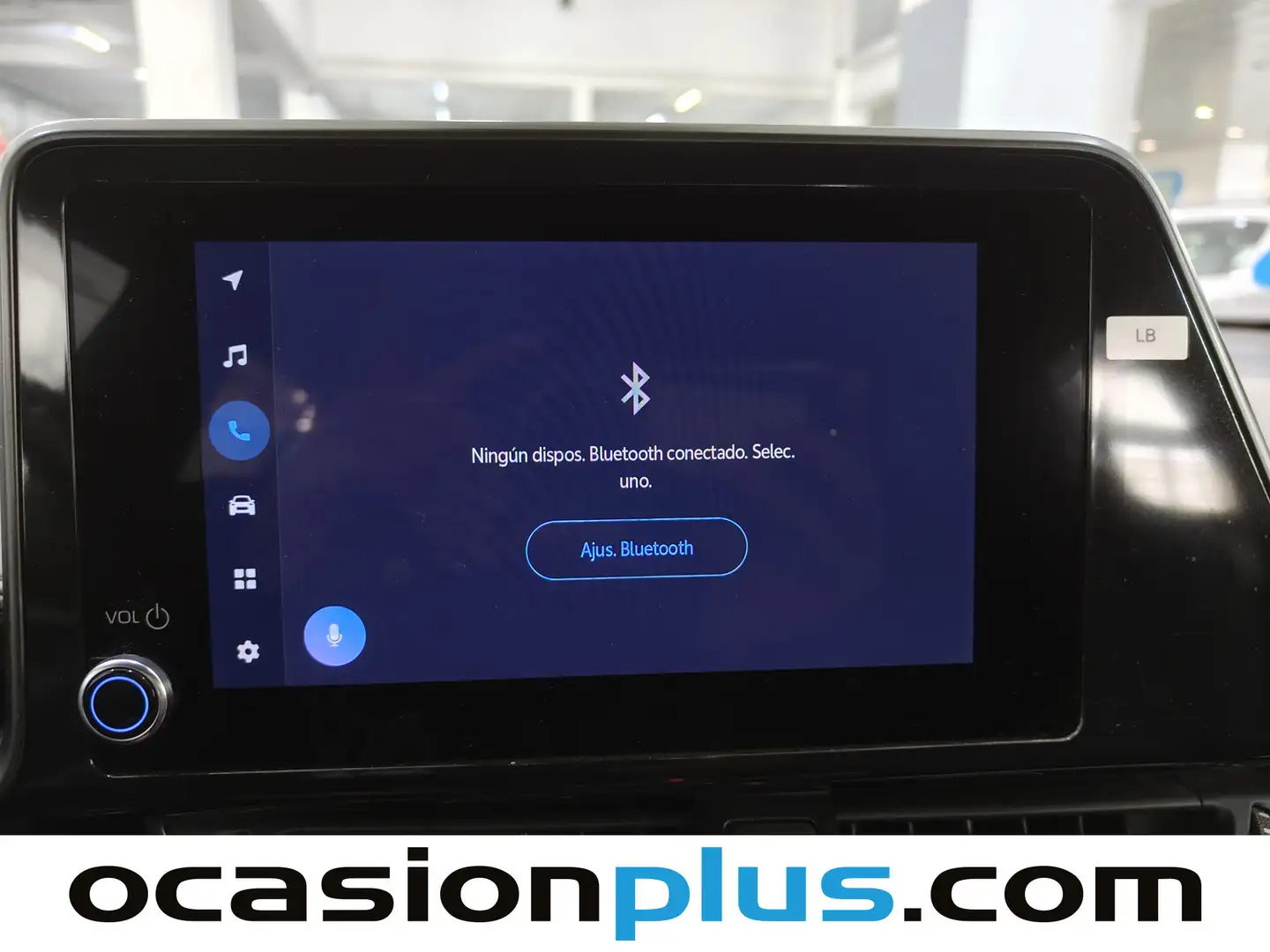 Foto Toyota C-HR Toyota C-HR 1.8 125H Advance (122 CV)