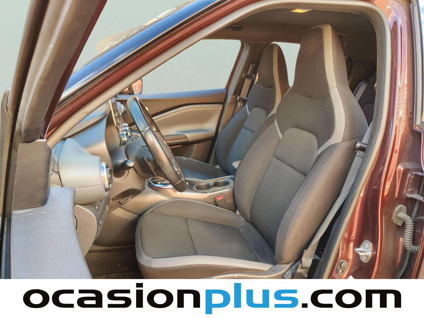 Foto Nissan JUKE Nissan Juke DIG-T N-Connecta 4x2 DCT (117 CV)