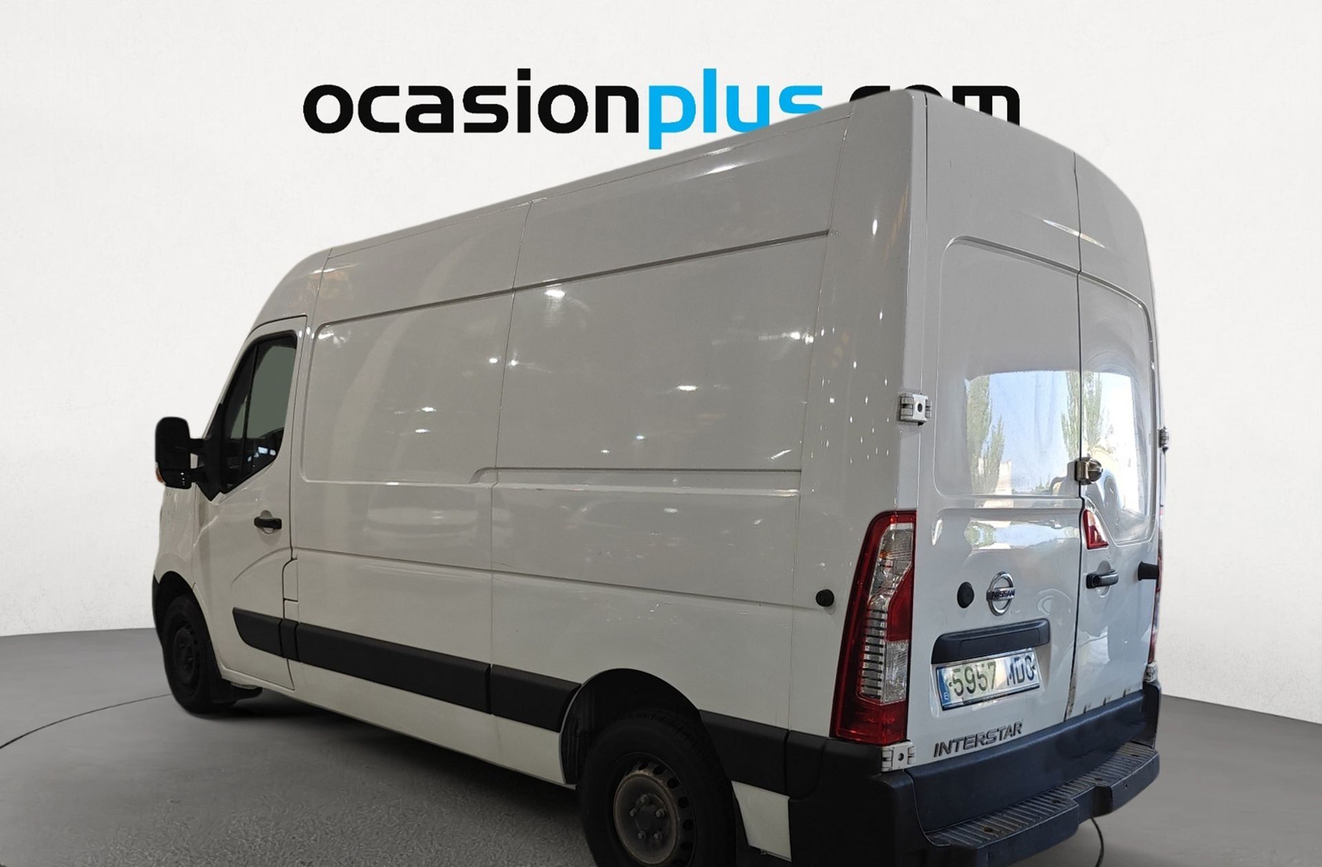 Nissan Interstar 2.3 dCi L2H2 3,5T FWD GO - foto 3