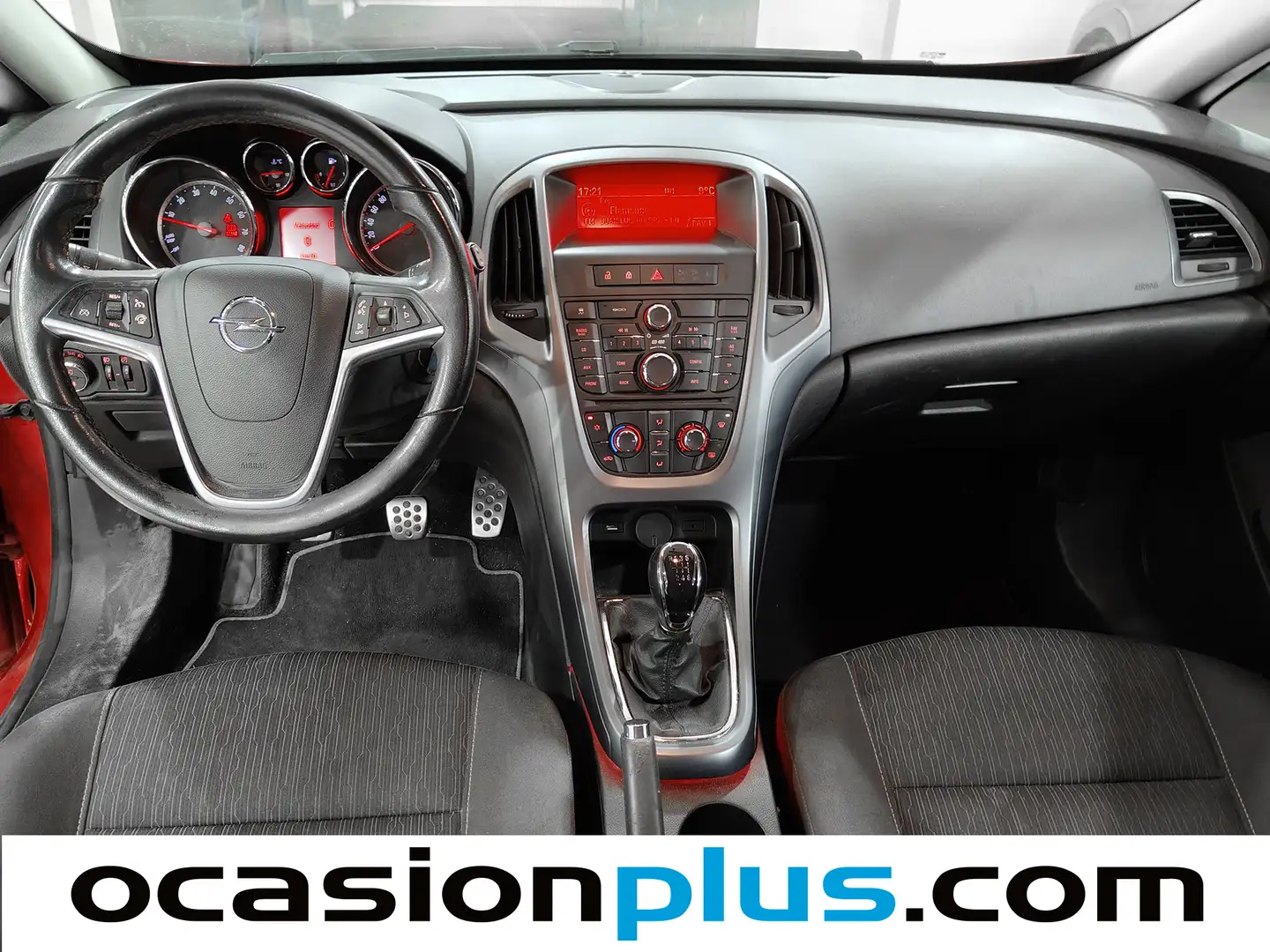 Foto Opel Astra Opel Astra 1.4 Turbo S/S Enjoy GTC (140 CV)