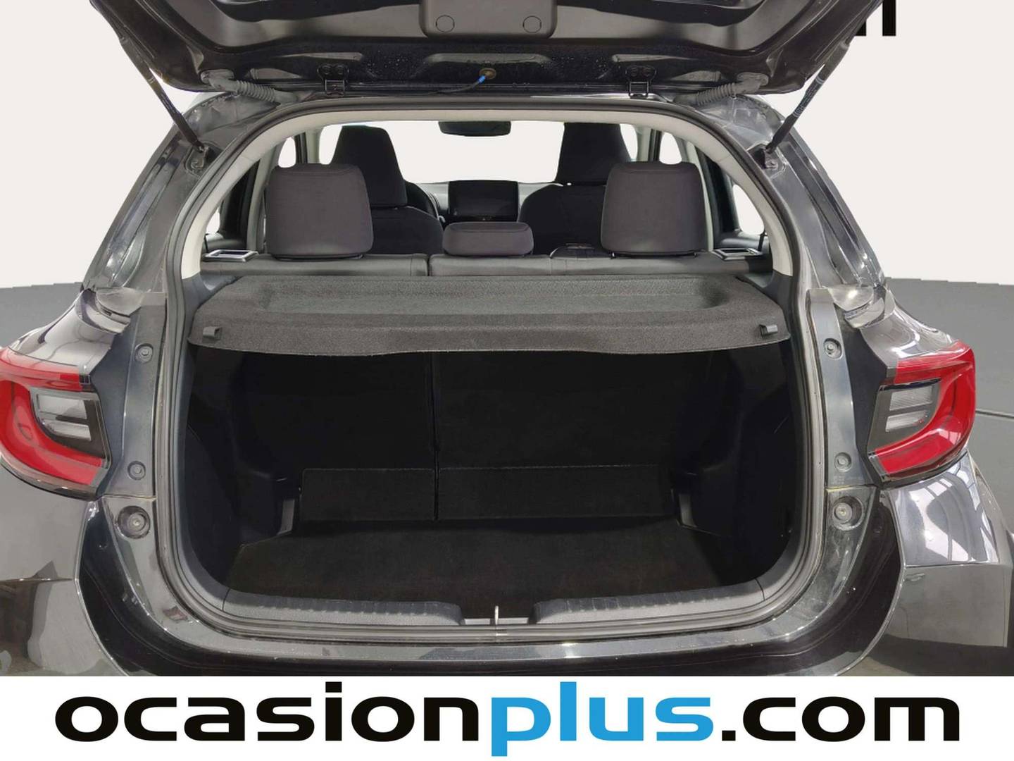 Fotos maletero Toyota Yaris Toyota Yaris 120H Active Plus (116 CV)