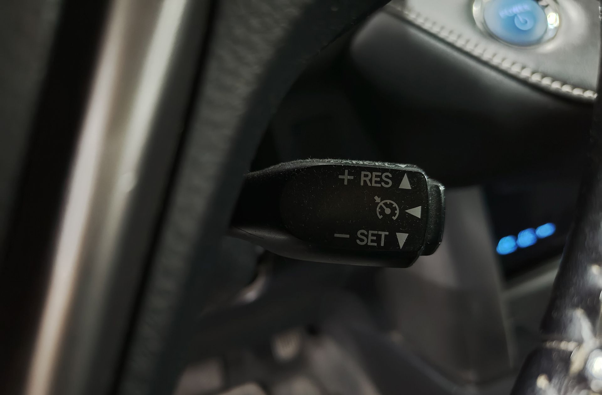 Toyota RAV4 2.5l hybrid Advance Pack Drive 2WD - foto 26