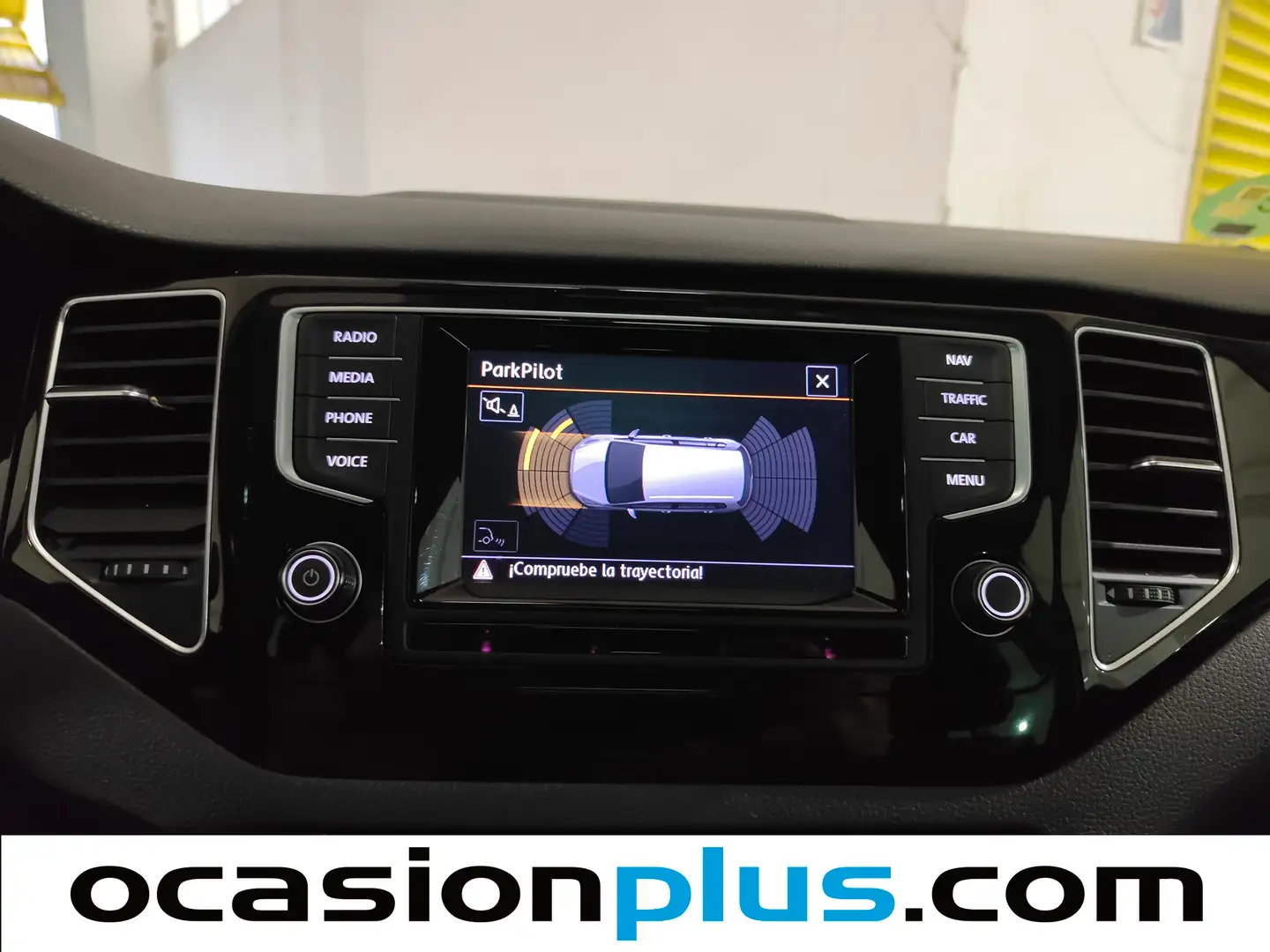 Foto Volkswagen Golf Sportsvan Volkswagen Golf Sportsvan 1.6 TDI Sport BMT DSG (110 CV)