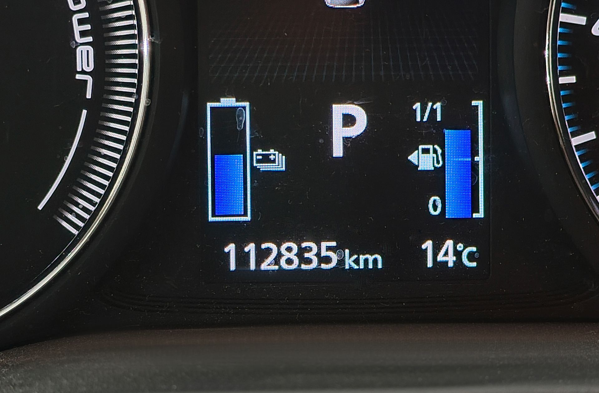 Mitsubishi Outlander 2.0 PHEV Kaiteki 4WD - foto 11