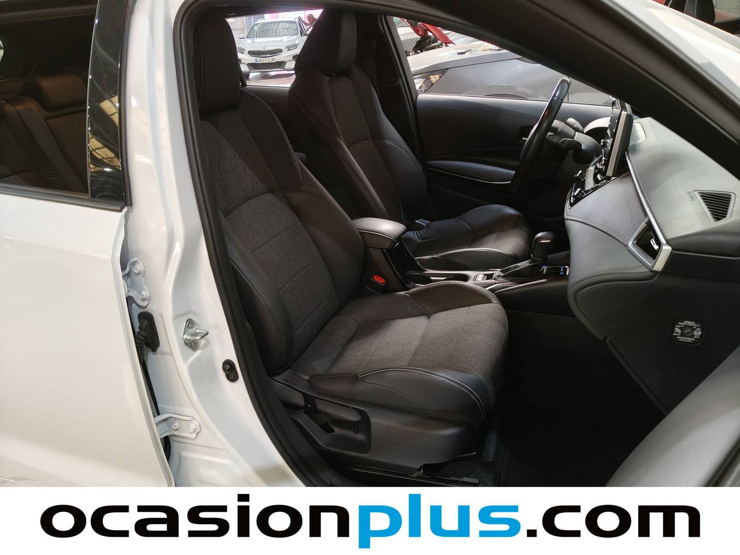 Fotos maletero Toyota Corolla Toyota Corolla Touring Sport 125H Style E-CVT (122 CV)