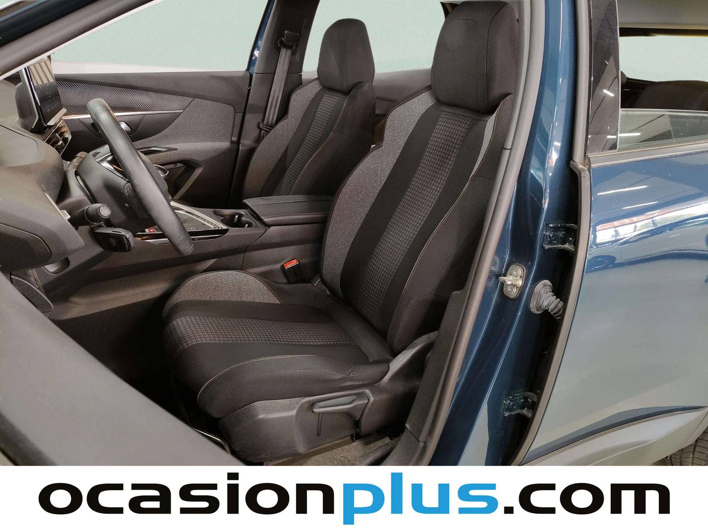 Foto asientos delanteros Peugeot 3008 Peugeot 3008 PureTech 130 S&S Active Pack (130 CV)