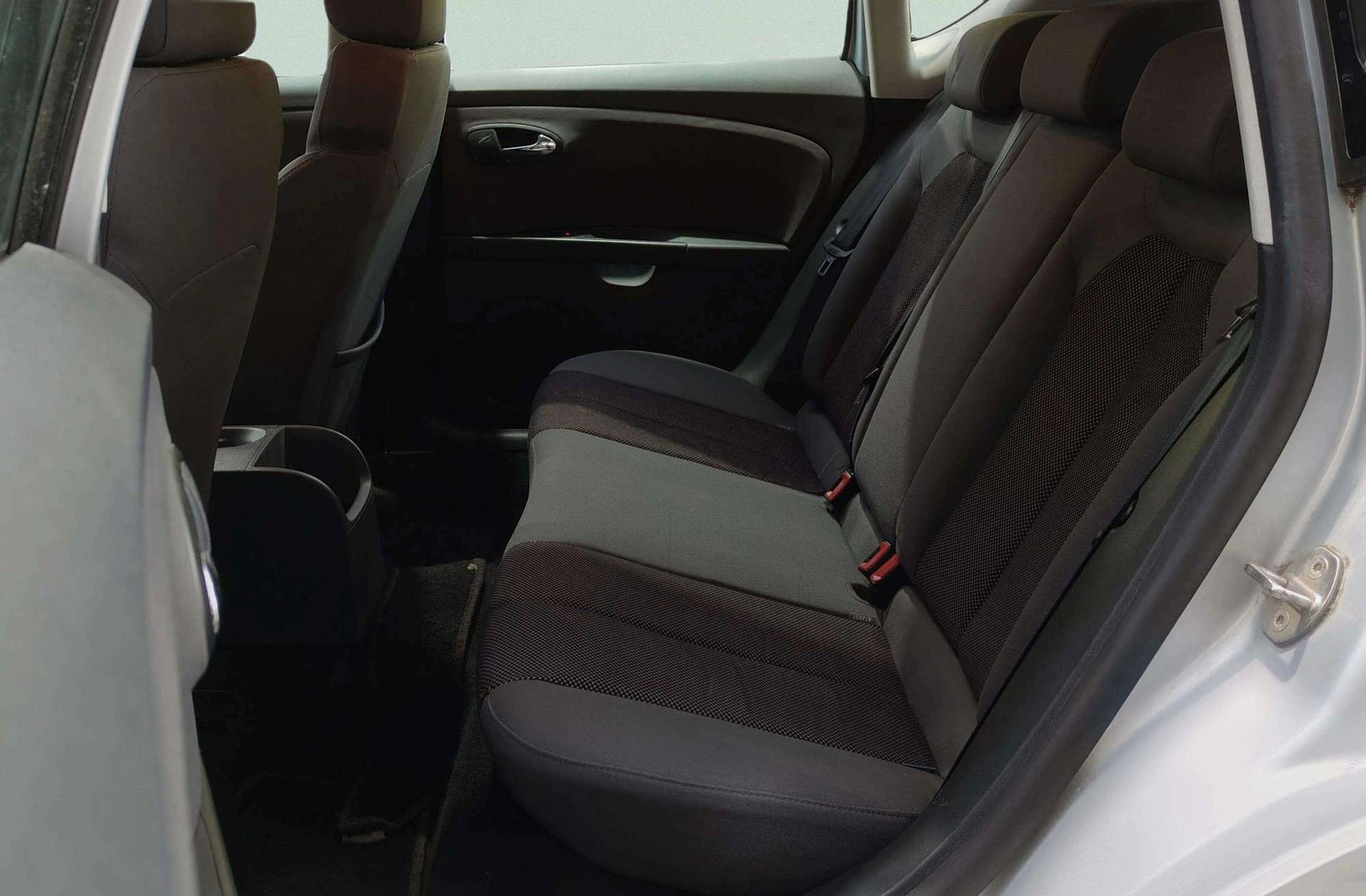 SEAT León 1.6 Stylance - foto 9