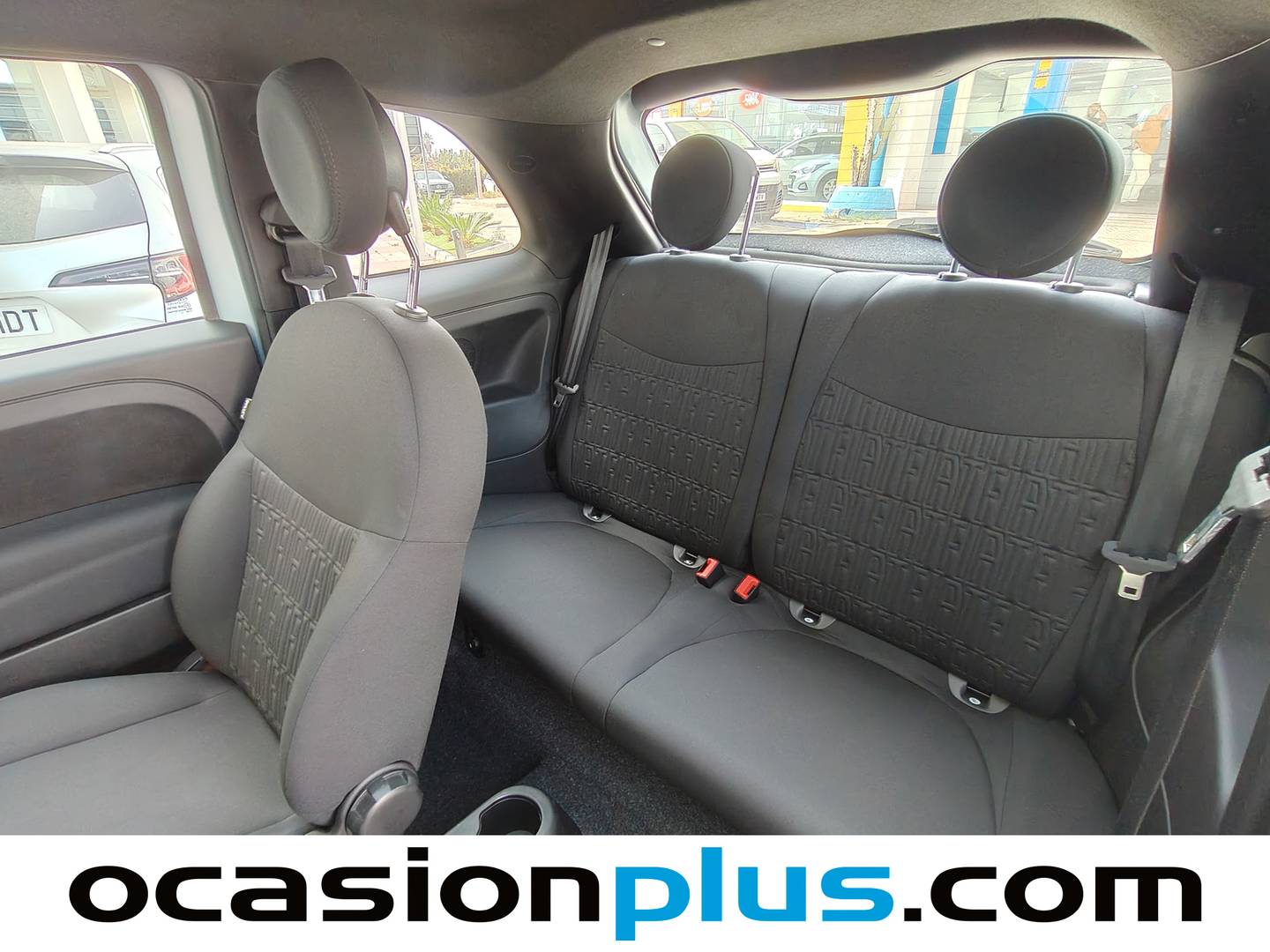 Foto asientos traseros Fiat 500 Fiat 500 1.0 Hybrid Dolcevita (70 CV)