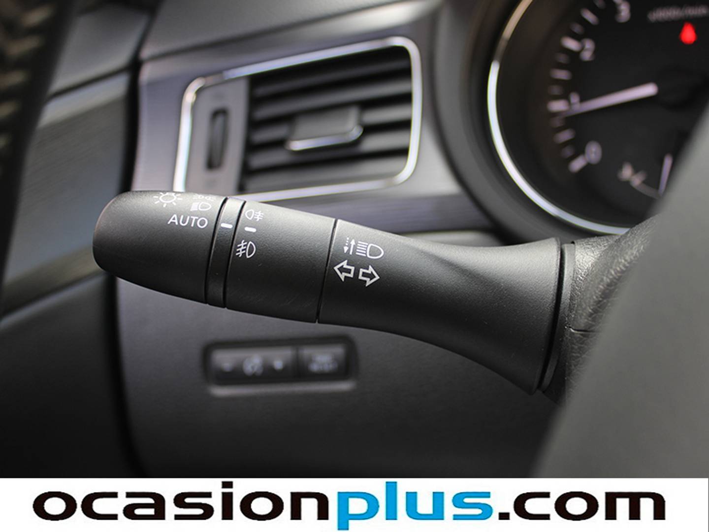 Foto Nissan PULSAR Nissan Pulsar DIG-T 115 Tekna XTronic Auto (115 CV)