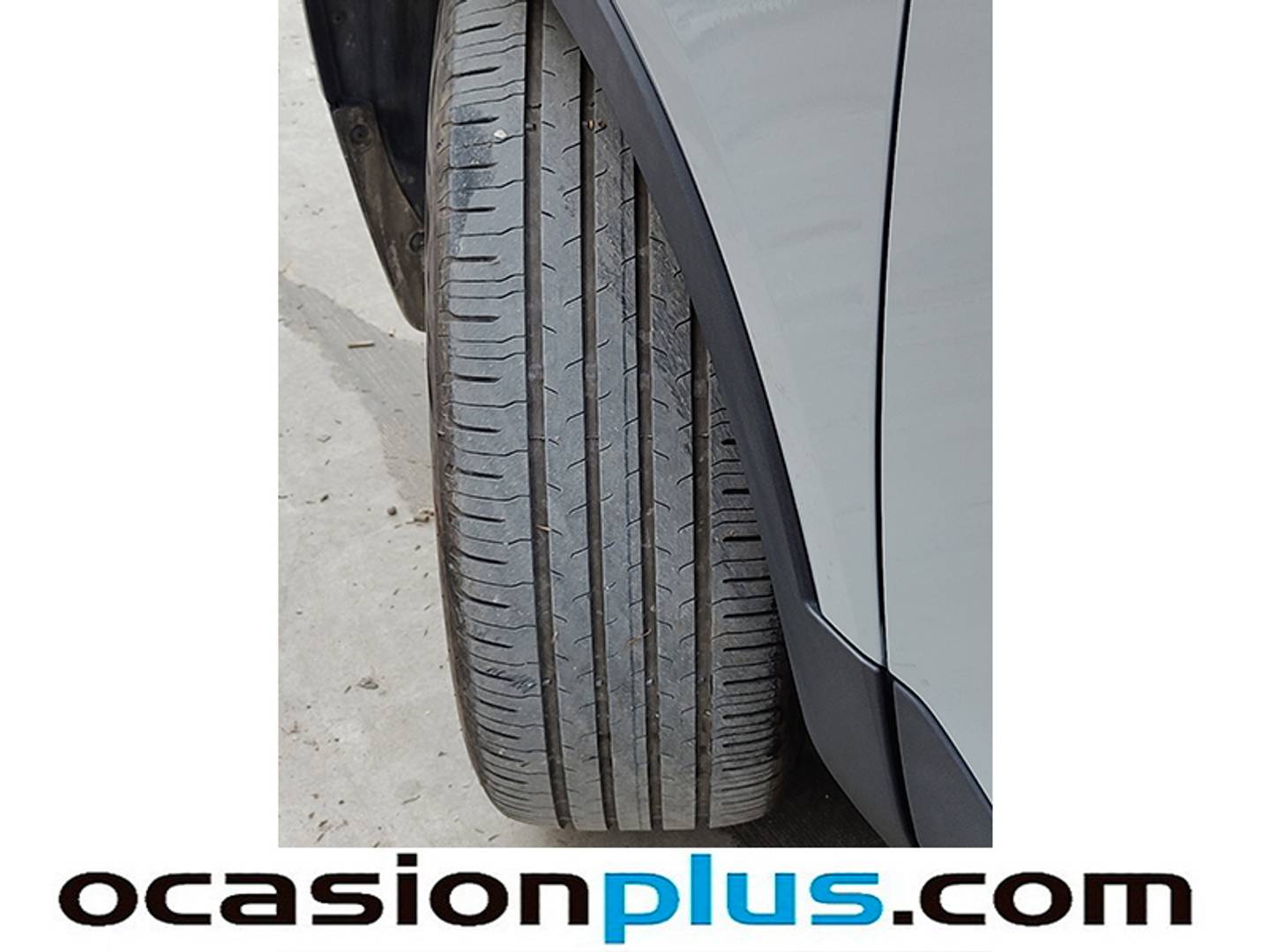 Foto Volvo XC40 Volvo XC40 T2 Essential Auto (129 CV)