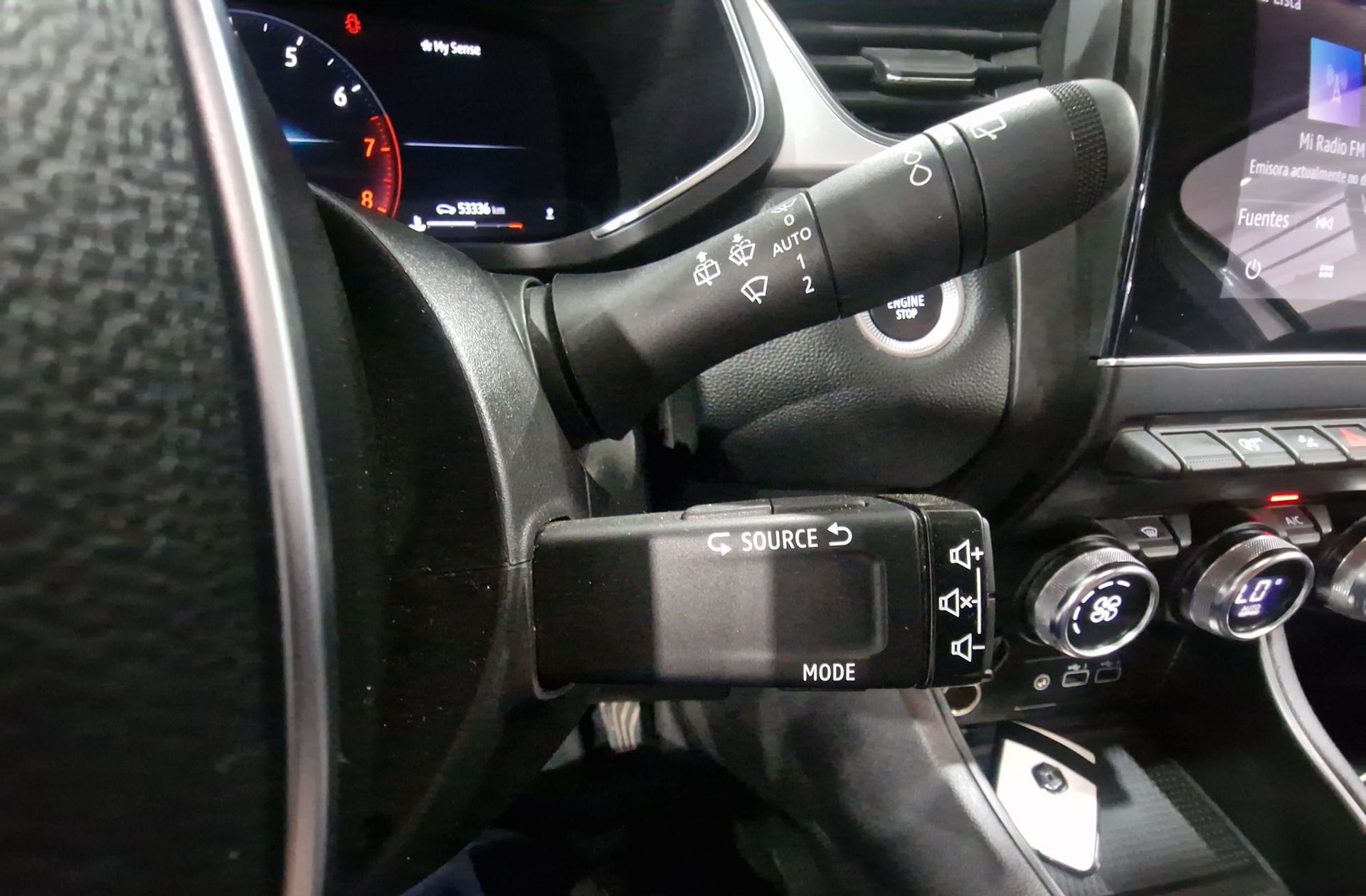 Renault Captur Techno TCe - foto 28