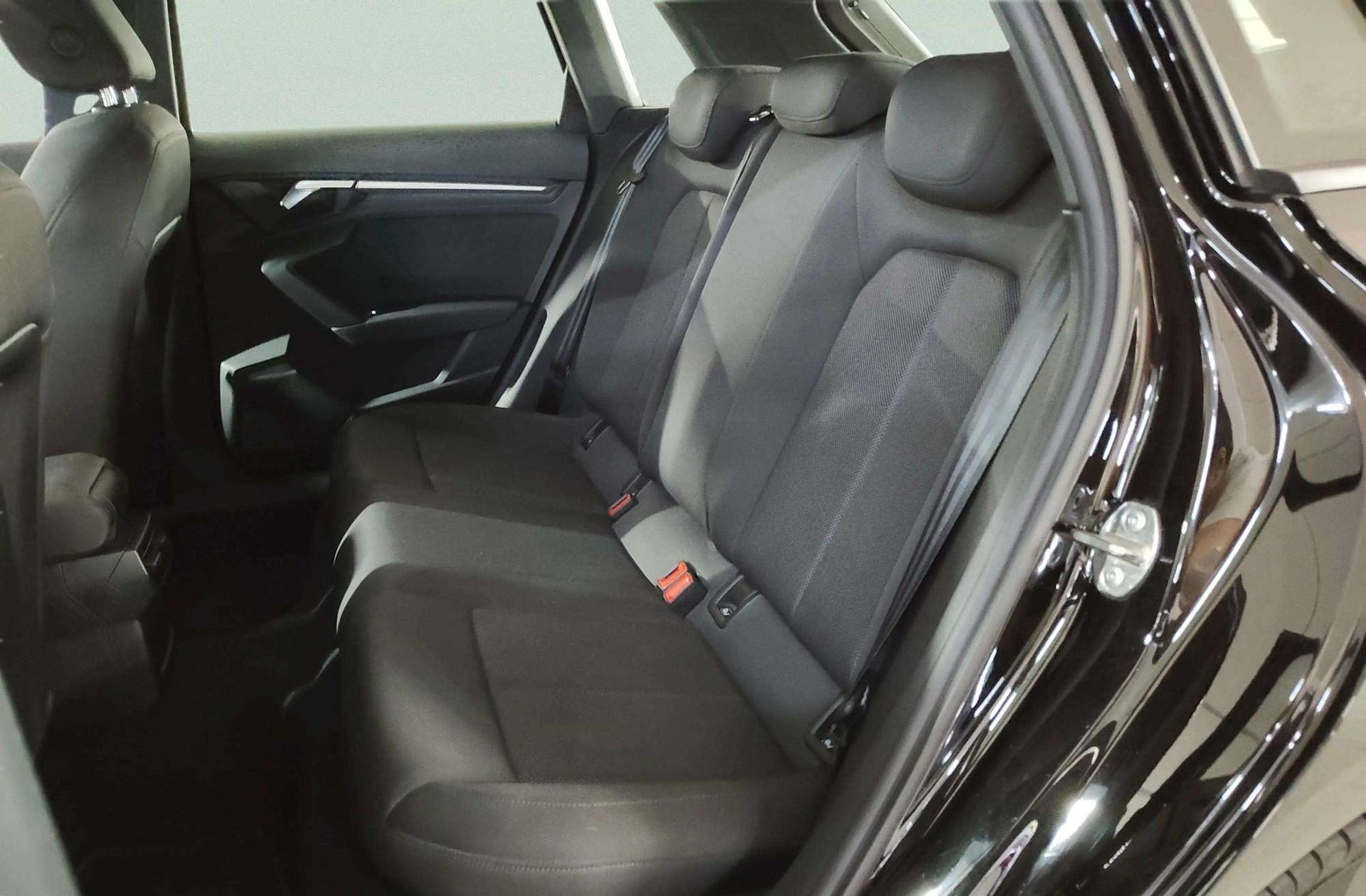 Audi A3 Sportback Advanced 30 TFSI - foto 11