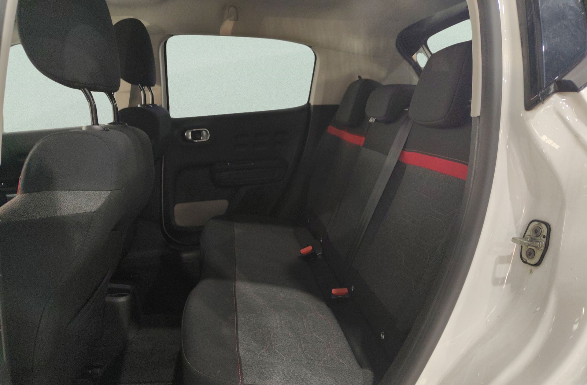 Citroën C3 PureTech 110 Shine EAT6 - foto 13