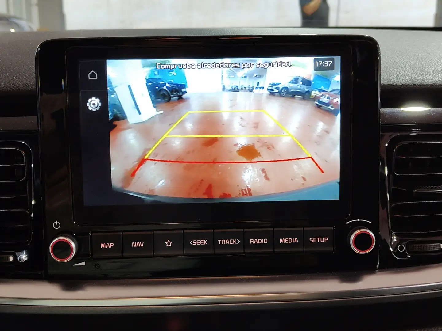 Foto KIA Stonic Kia Stonic 1.0 T-GDi MHEV Drive iMT (100 CV)