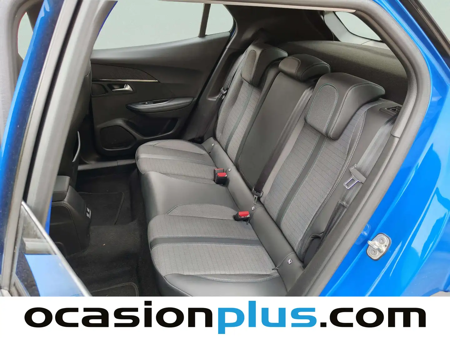 Foto Peugeot 2008 Peugeot 2008 BlueHDi 130 S&S Allure EAT8 (130 CV)